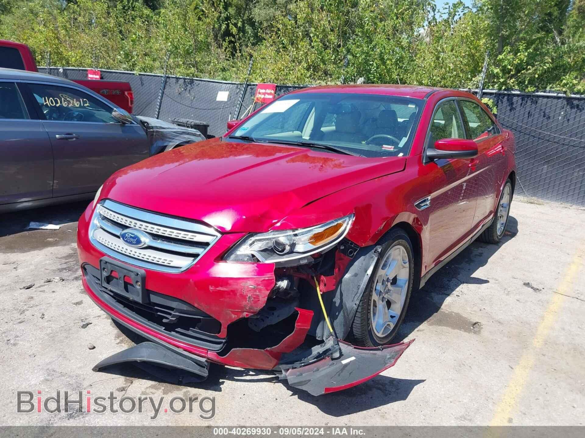 2011 FORD TAURUS - VIN: 1FAHP2EW2BG125797 - Фото 2