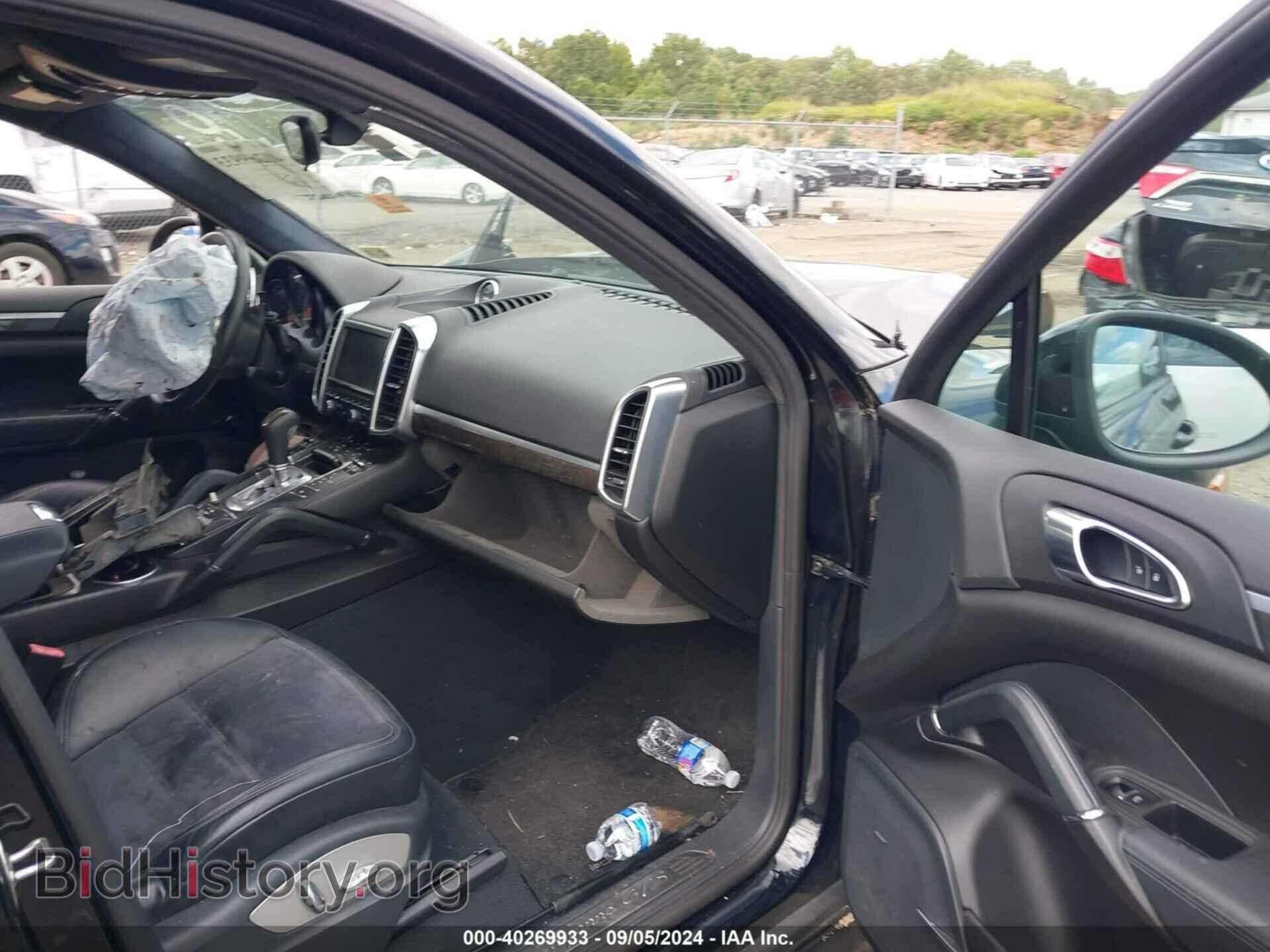 2013 PORSCHE CAYENNE - VIN: WP1AD2A20DLA72730 - Photo 5