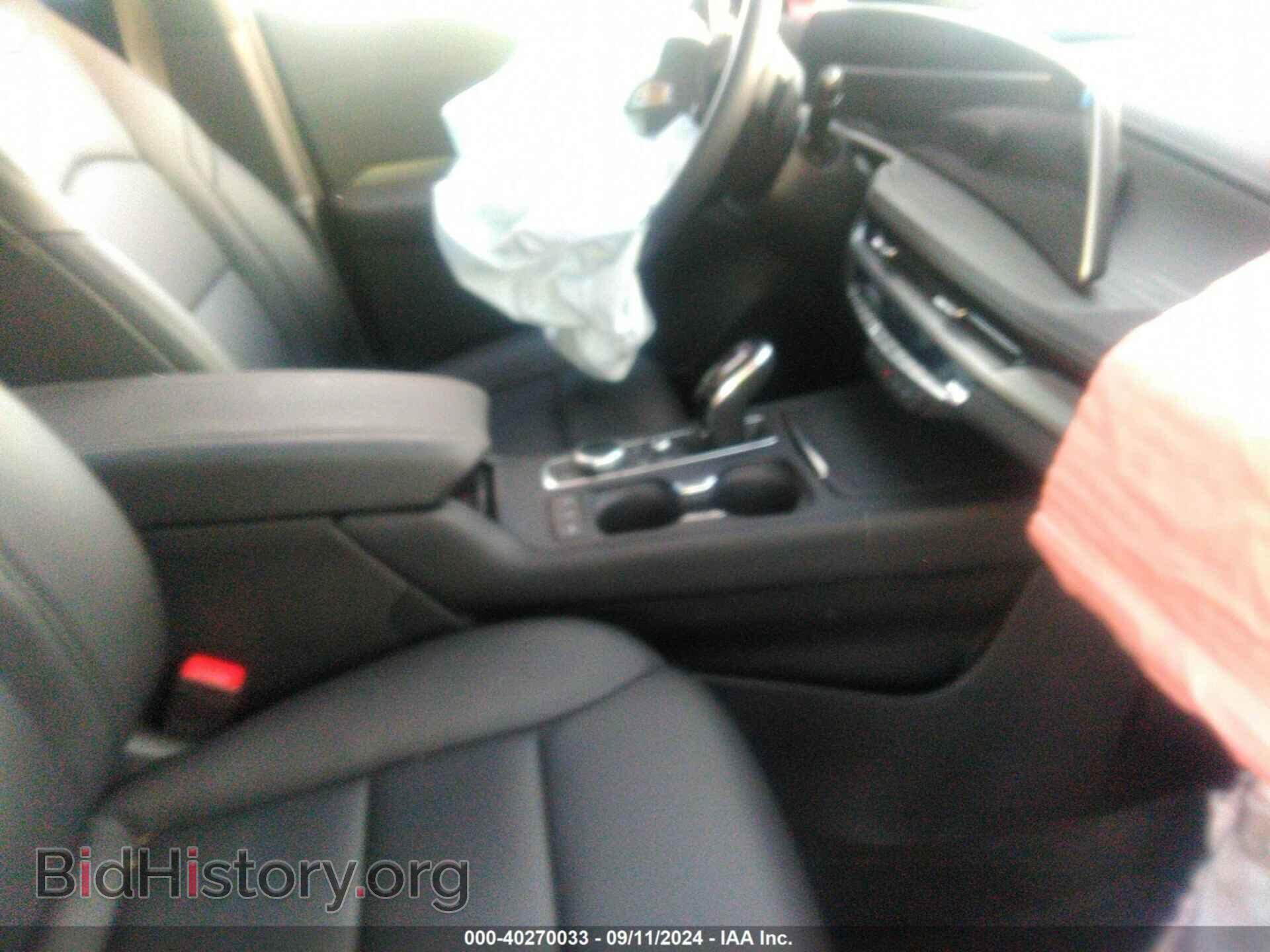 2024 CADILLAC XT4 - VIN: 1GYFZDR4XRF123760 - Фото 5