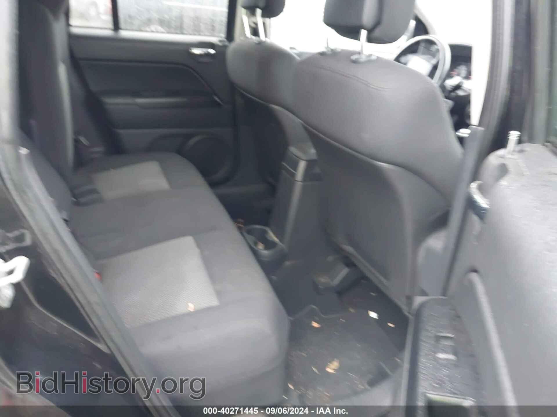 2010 JEEP COMPASS - VIN: 1J4NF4FB1AD519101 - Фото 8
