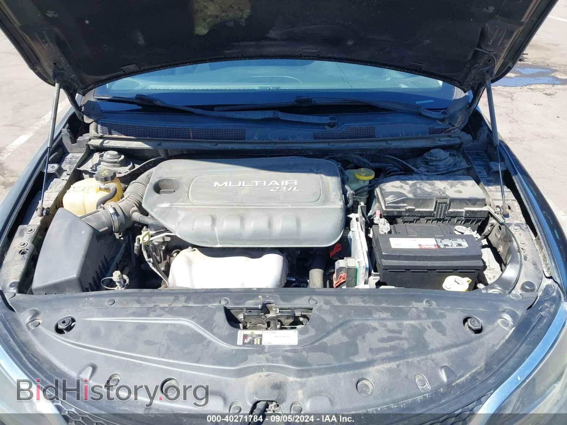 2015 CHRYSLER 200 - VIN: 1C3CCCAB1FN647433 - Фото 10