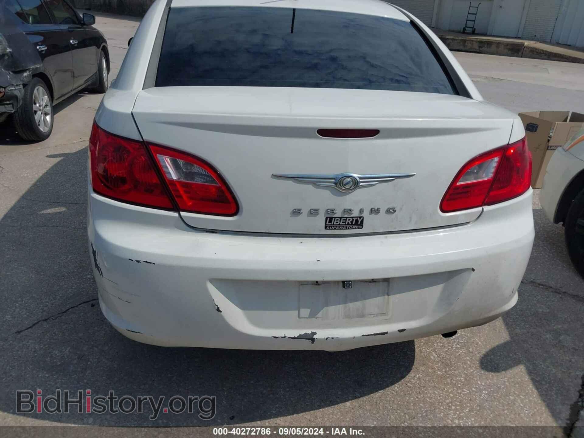 2010 CHRYSLER SEBRING - VIN: 1C3CC5FB5AN212721 - Фото 6