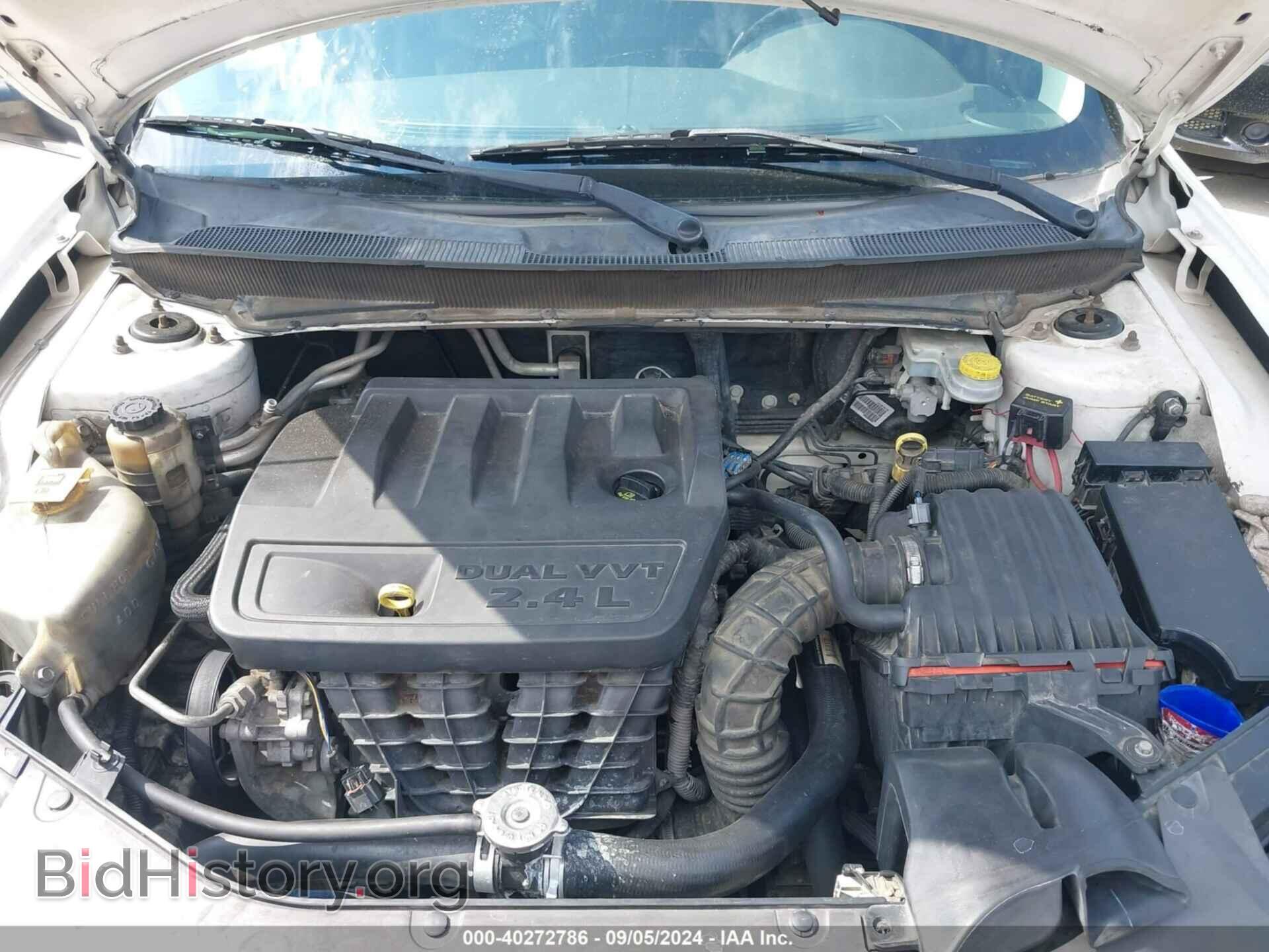 2010 CHRYSLER SEBRING - VIN: 1C3CC5FB5AN212721 - Фото 10