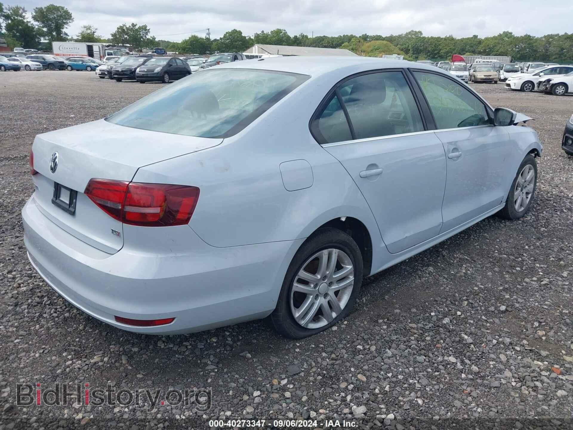 2017 VOLKSWAGEN JETTA - VIN: 3VW2B7AJ6HM320772 - Фото 4