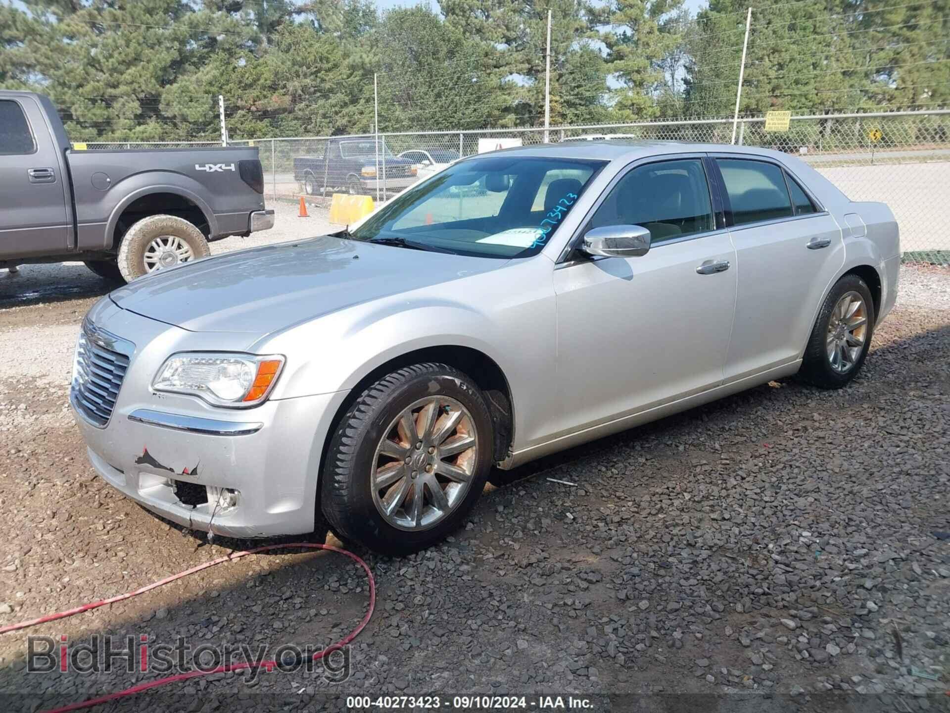 2012 CHRYSLER 300 - VIN: 2C3CCACG5CH308613 - Фото 2