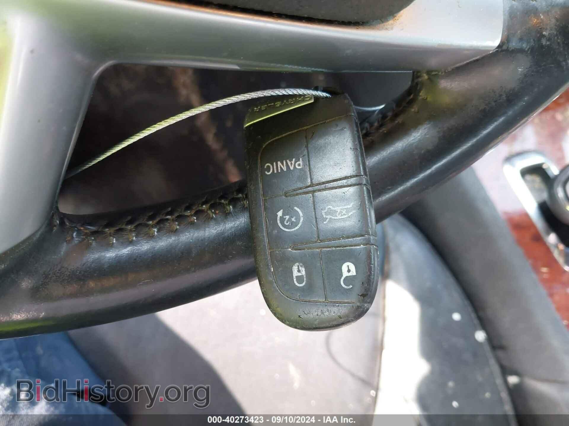 2012 CHRYSLER 300 - VIN: 2C3CCACG5CH308613 - Фото 11