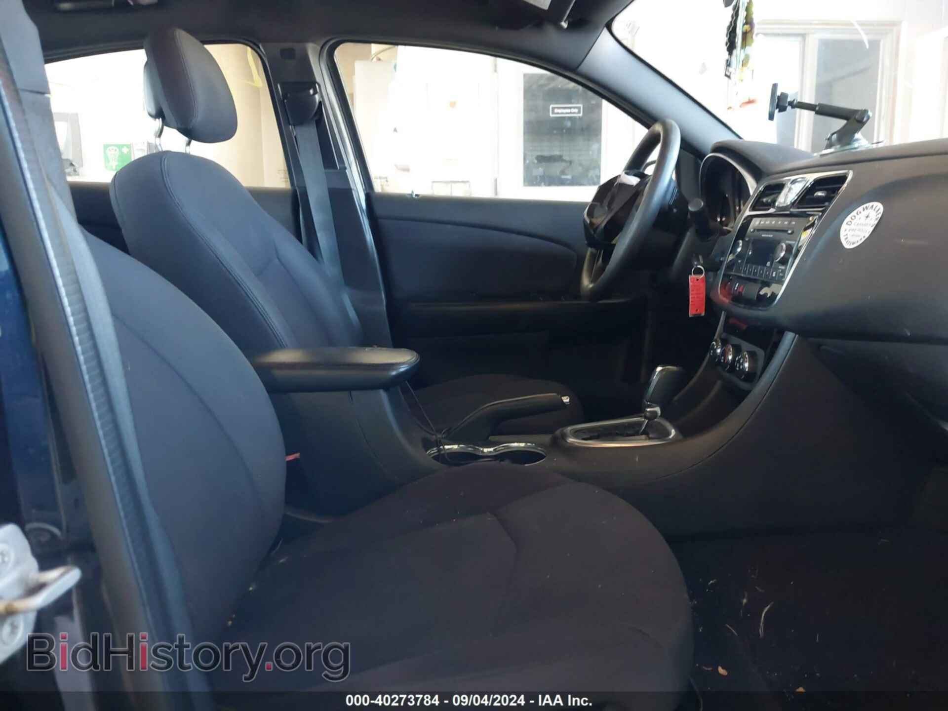 2012 CHRYSLER 200 - VIN: 1C3CCBAB9CN282943 - Фото 5