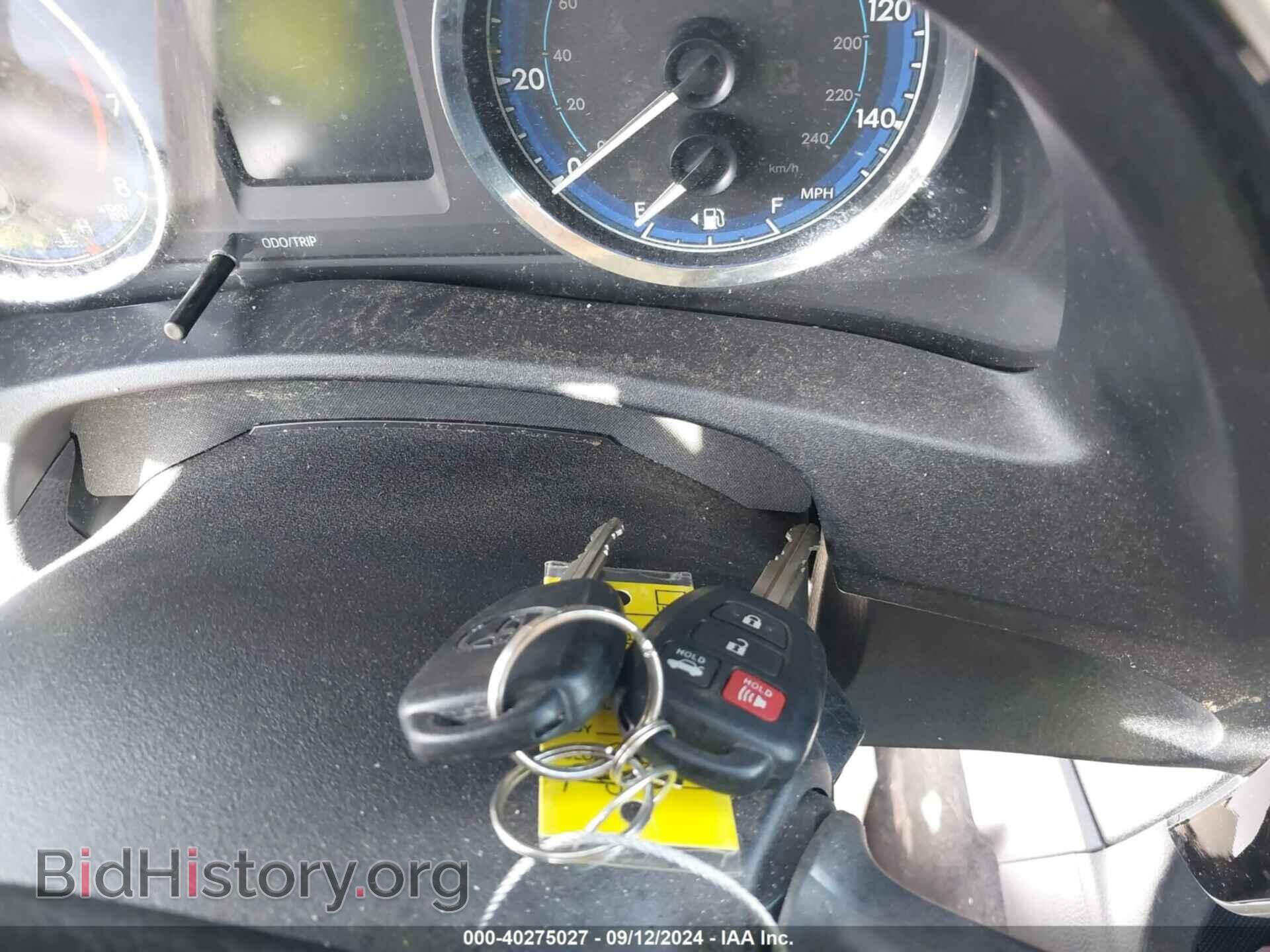 2017 TOYOTA COROLLA - VIN: 2T1BURHE2HC857312 - Фото 11