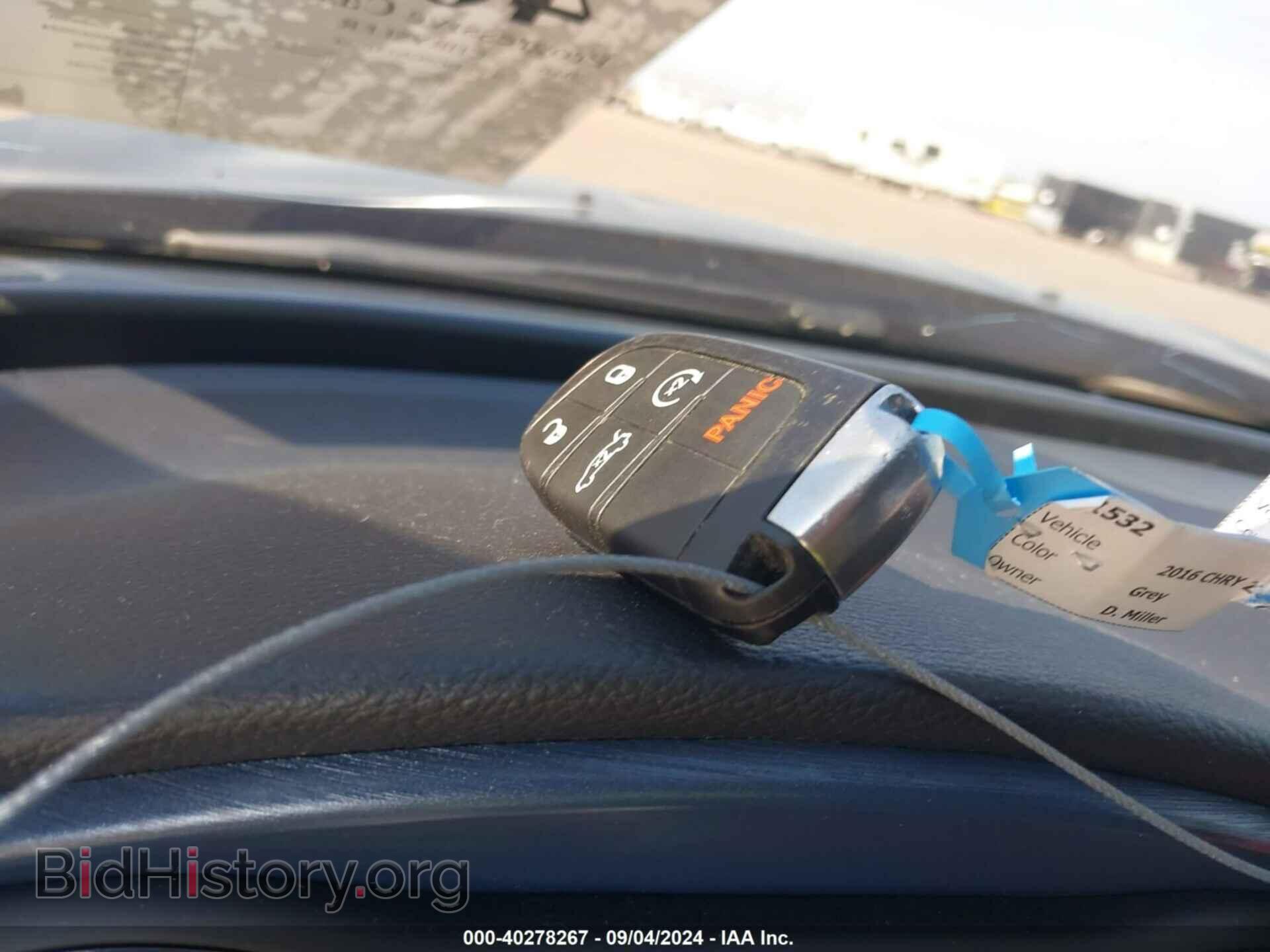 2016 CHRYSLER 200 - VIN: 1C3CCCDG9GN151644 - Фото 11