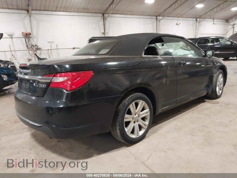 2013 Chrysler 200 (VIN 1C3BCBEBXDN598195) — фото 4 из 11