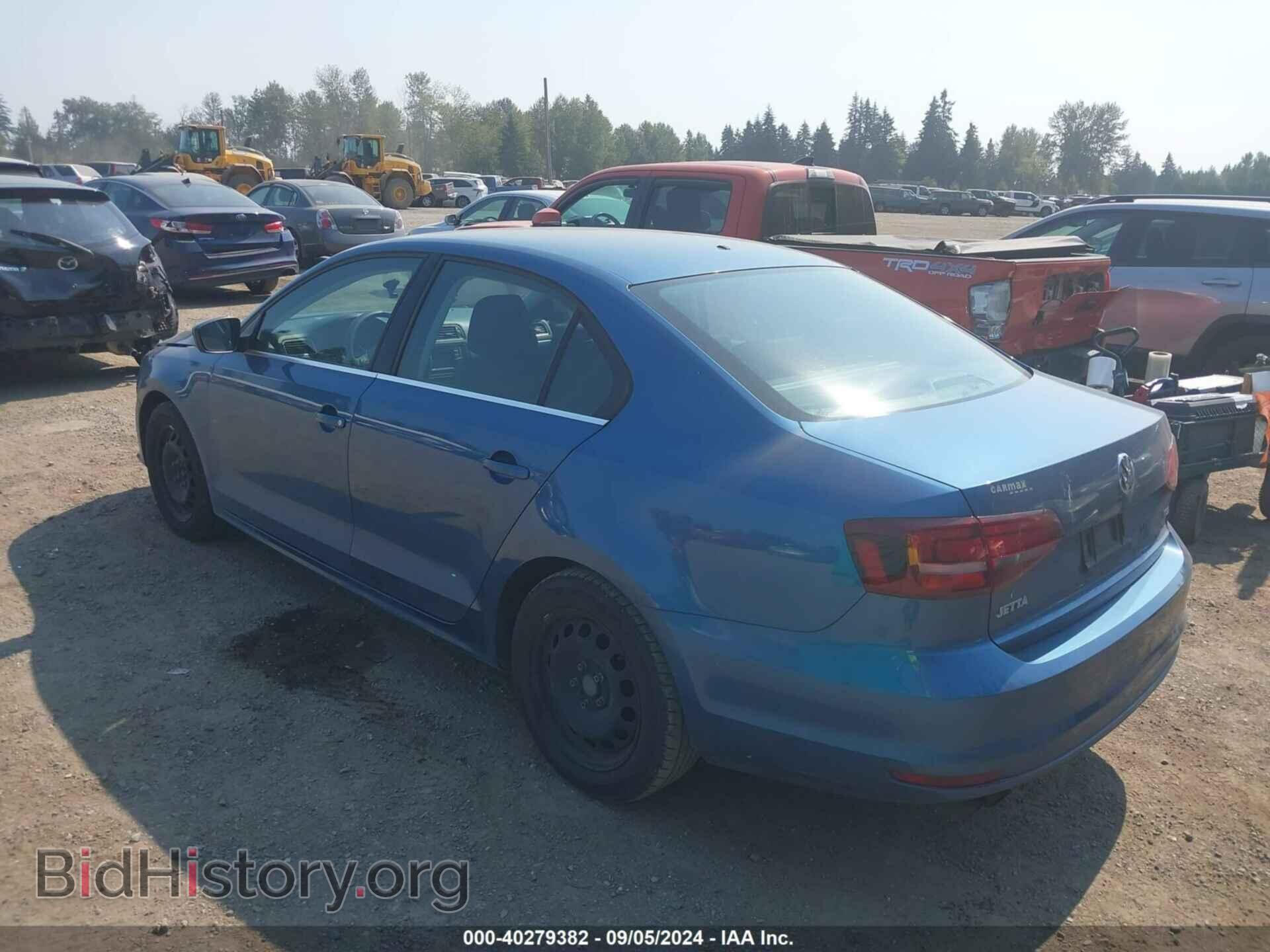 2017 VOLKSWAGEN JETTA - VIN: 3VW2B7AJ9HM396082 - Фото 3
