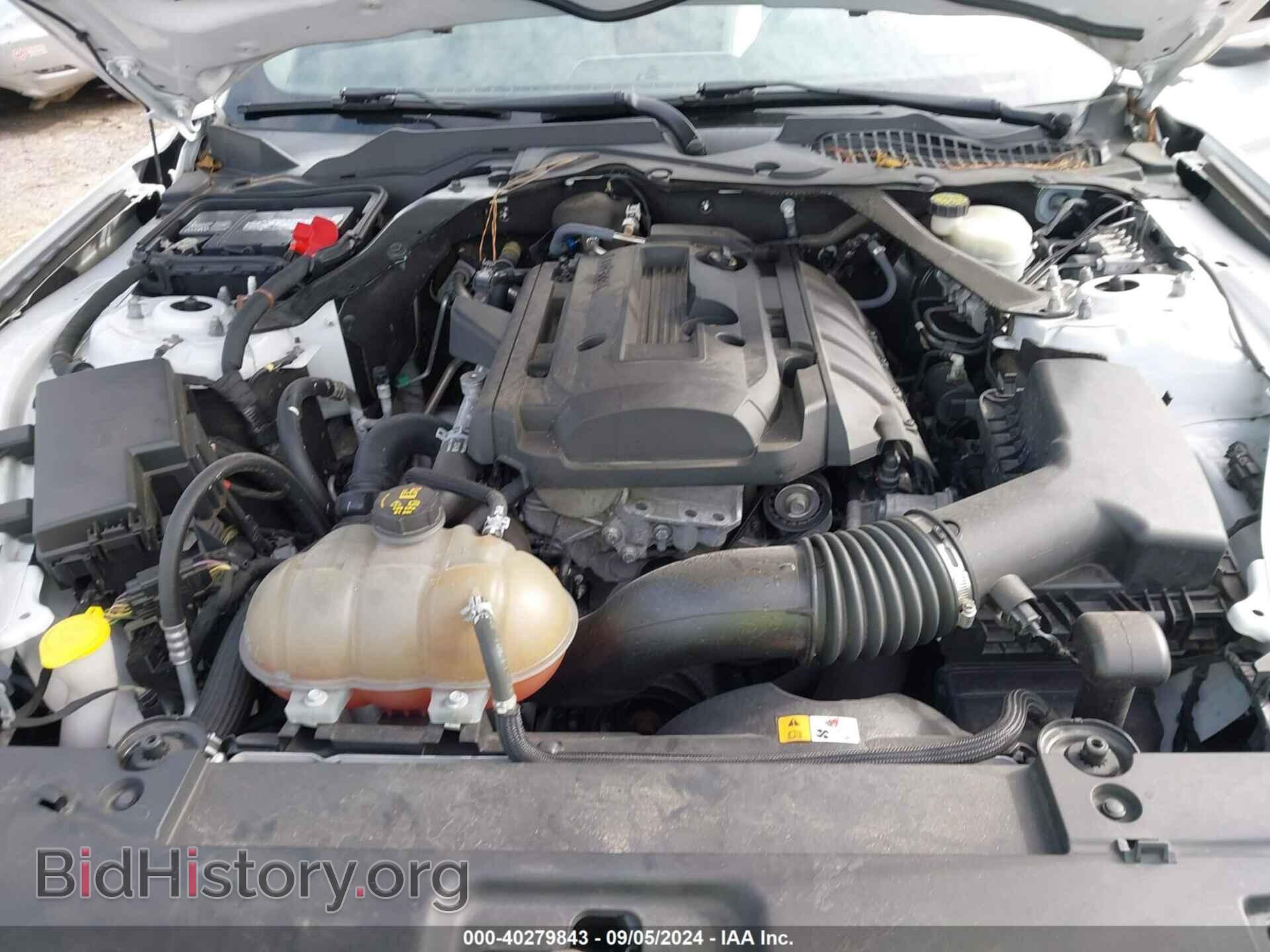 2017 FORD MUSTANG - VIN: 1FATP8UH8H5293500 - Фото 10