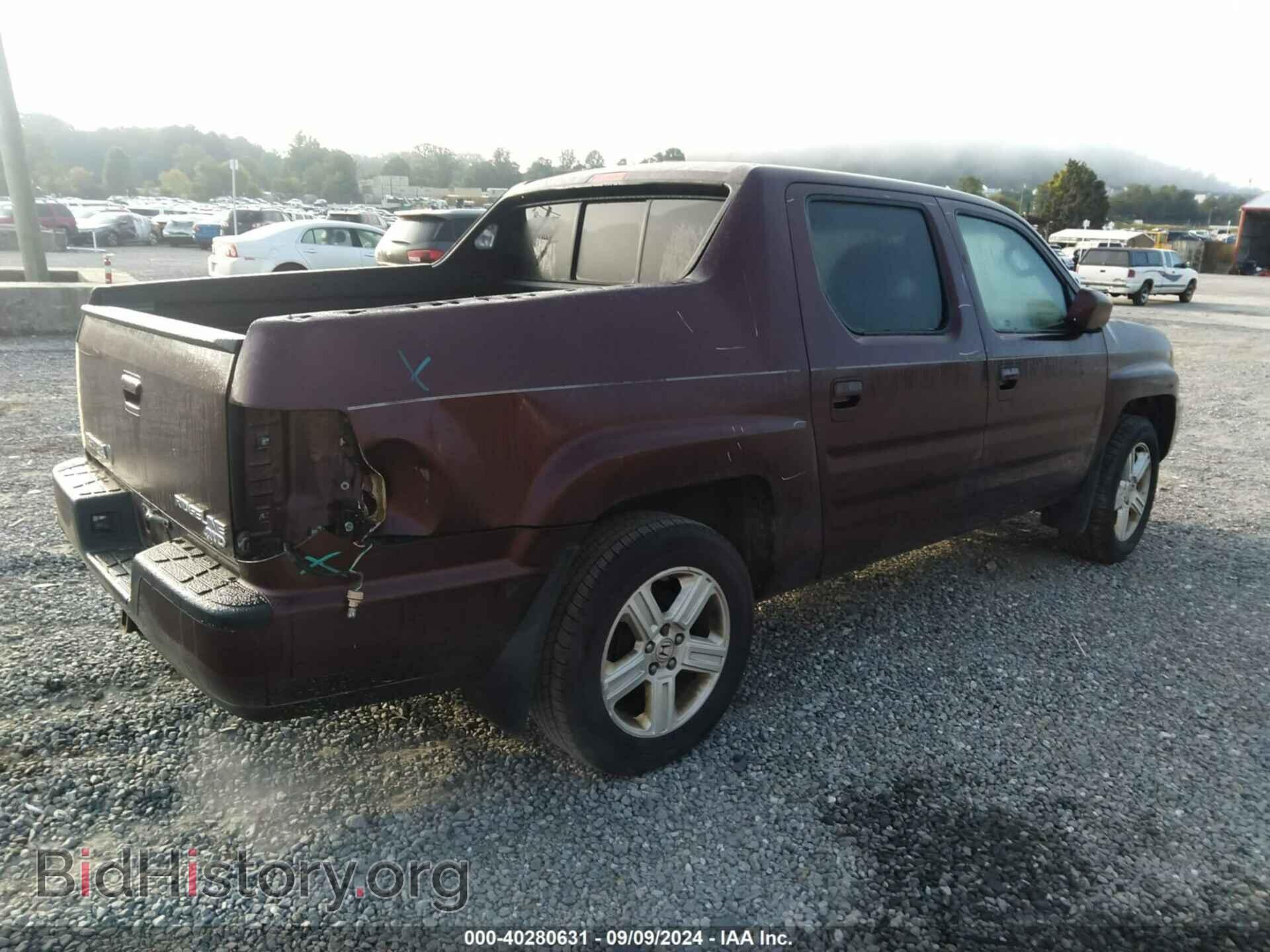 2011 HONDA RIDGELINE - VIN: 5FPYK1F58BB004587 - Фото 4
