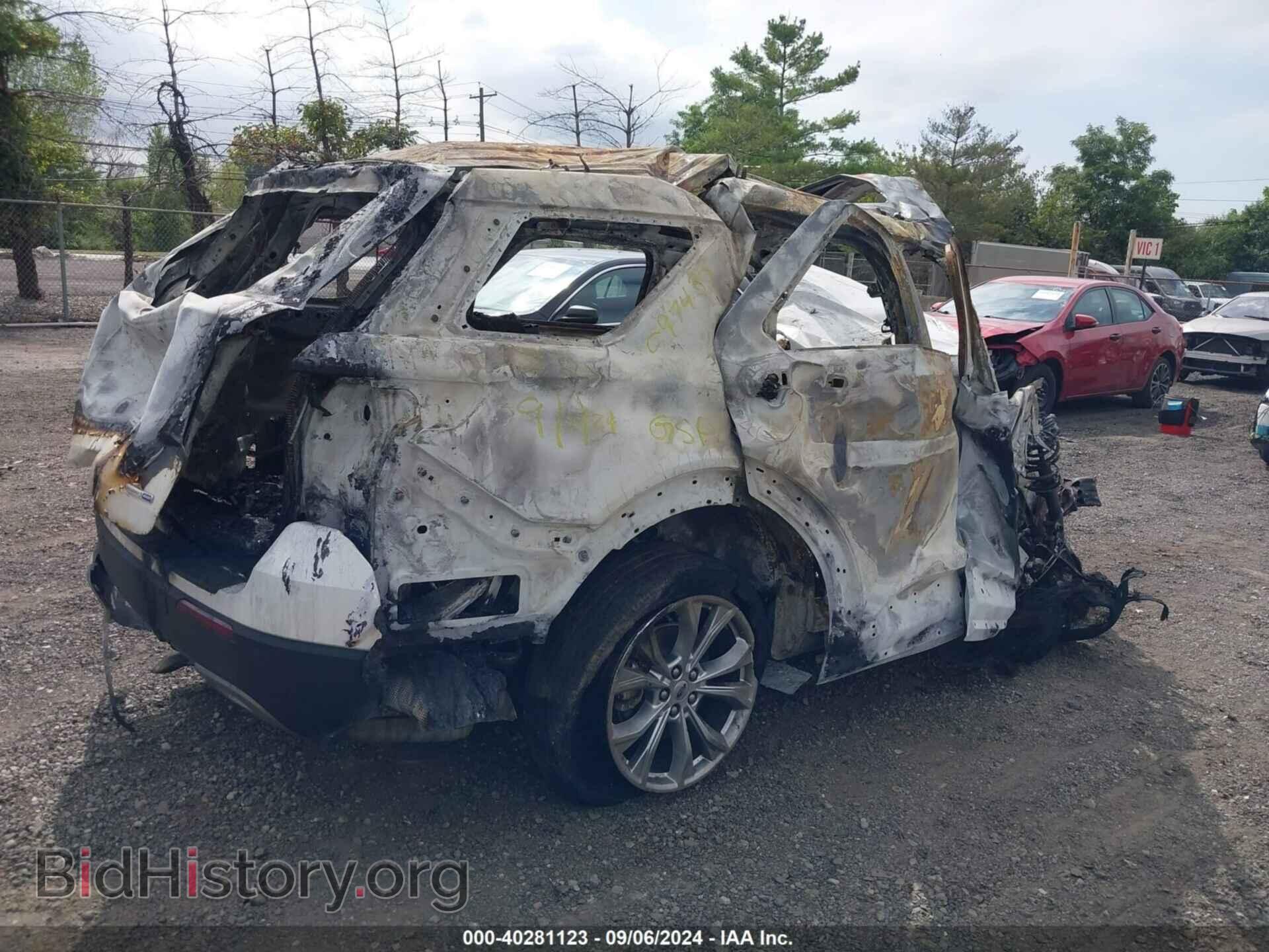 2020 FORD EXPLORER - VIN: 1FMSK8DH3LGC97435 - Photo 4