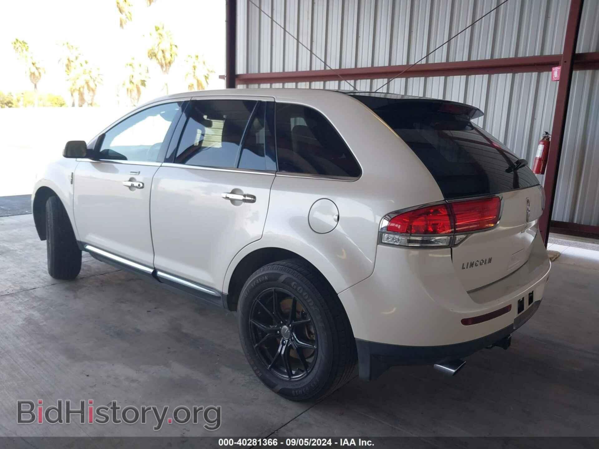 2011 LINCOLN MKX - VIN: 2LMDJ6JK6BBJ27645 - Photo 3