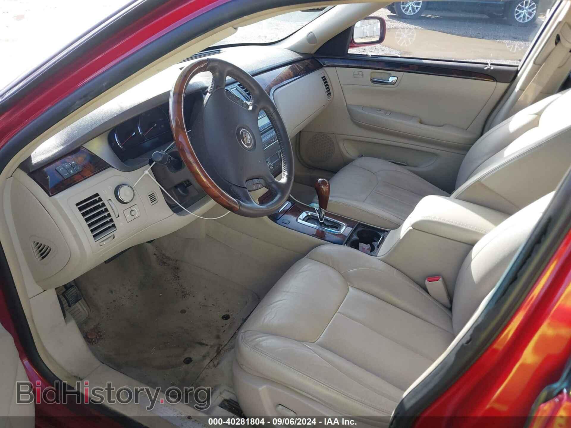 2011 CADILLAC DTS - VIN: 1G6KD5E61BU102445 - Фото 5