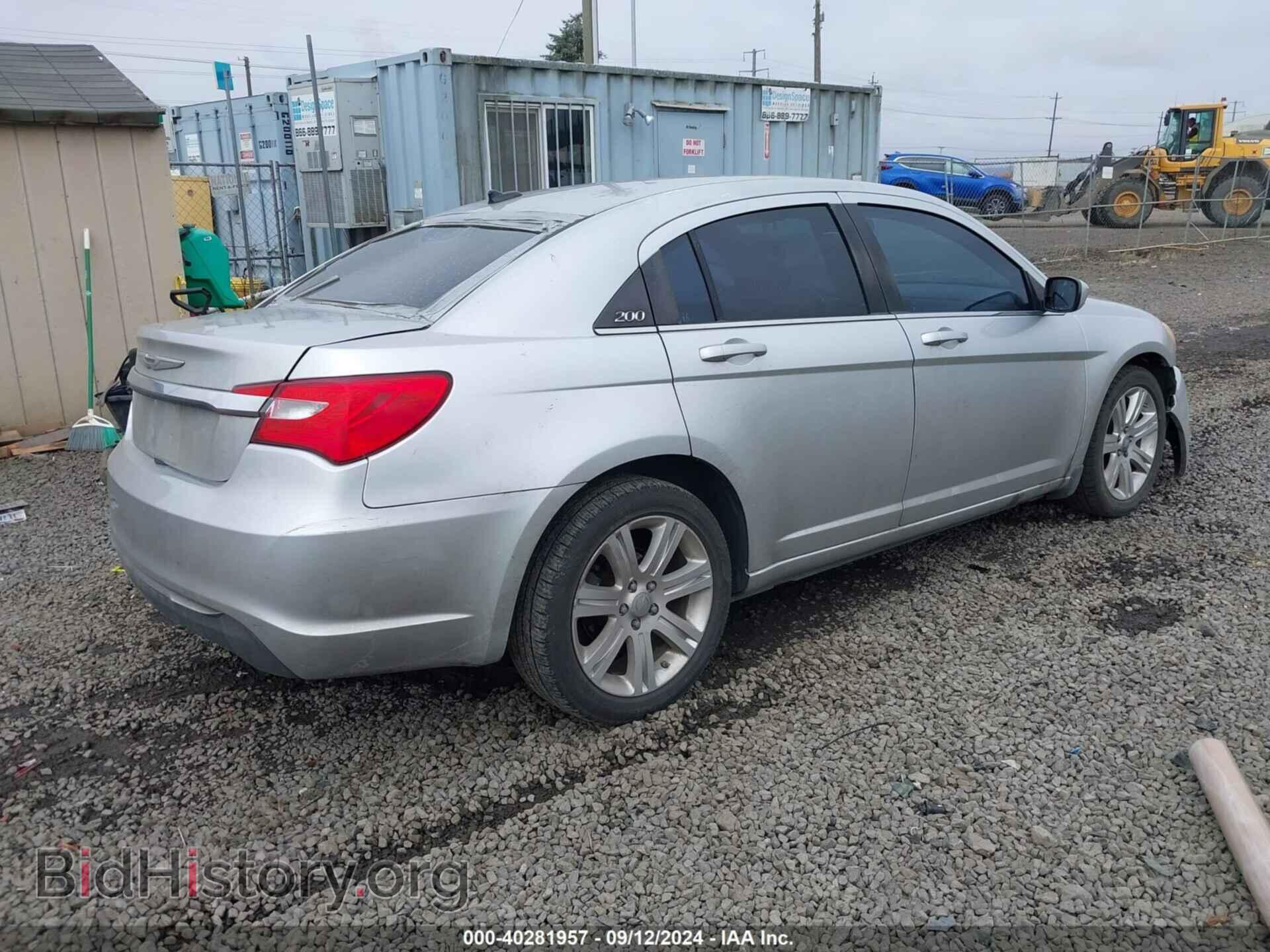 2012 CHRYSLER 200 - VIN: 1C3CCBAB5CN184251 - Фото 4