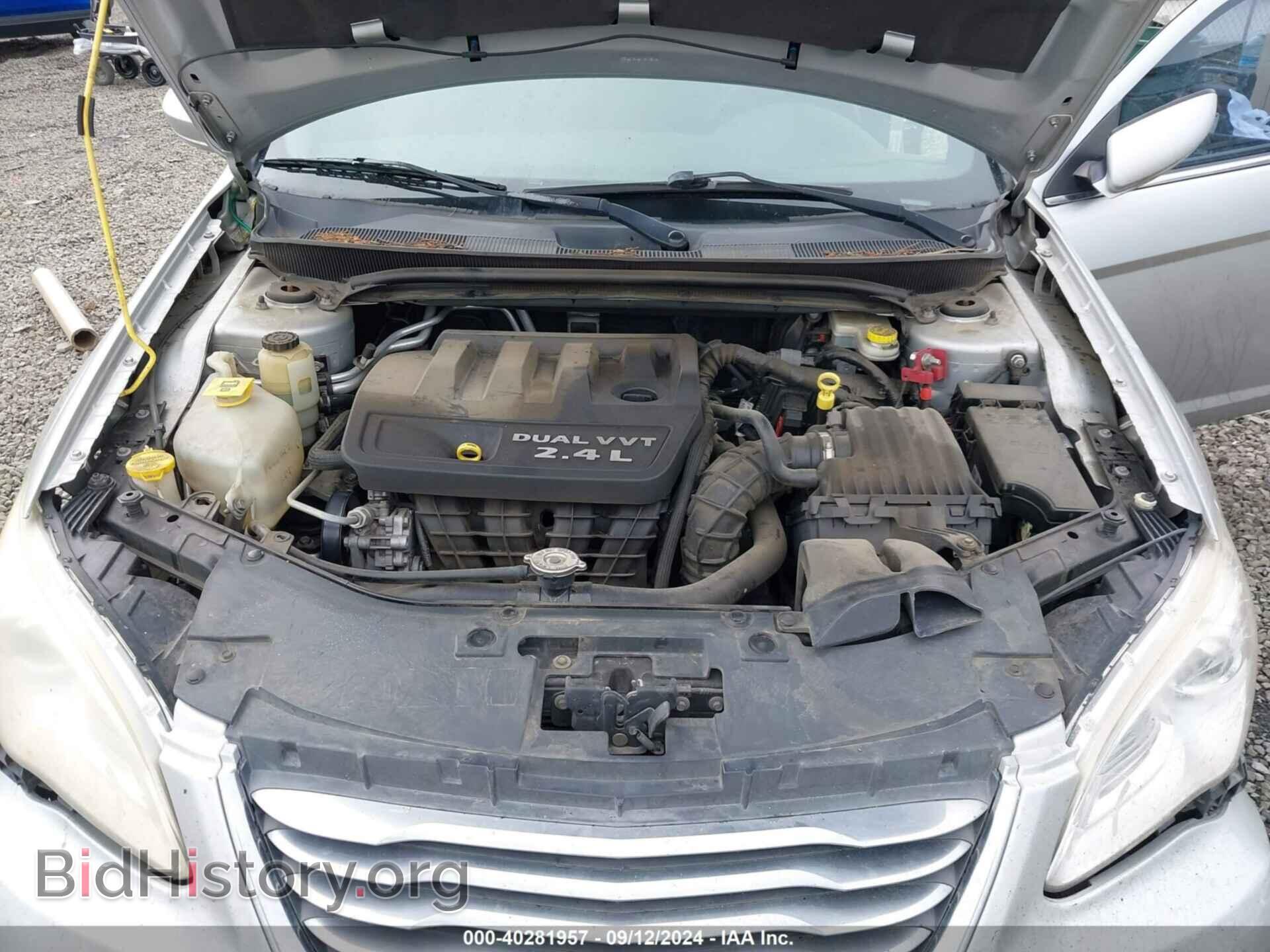 2012 CHRYSLER 200 - VIN: 1C3CCBAB5CN184251 - Фото 10