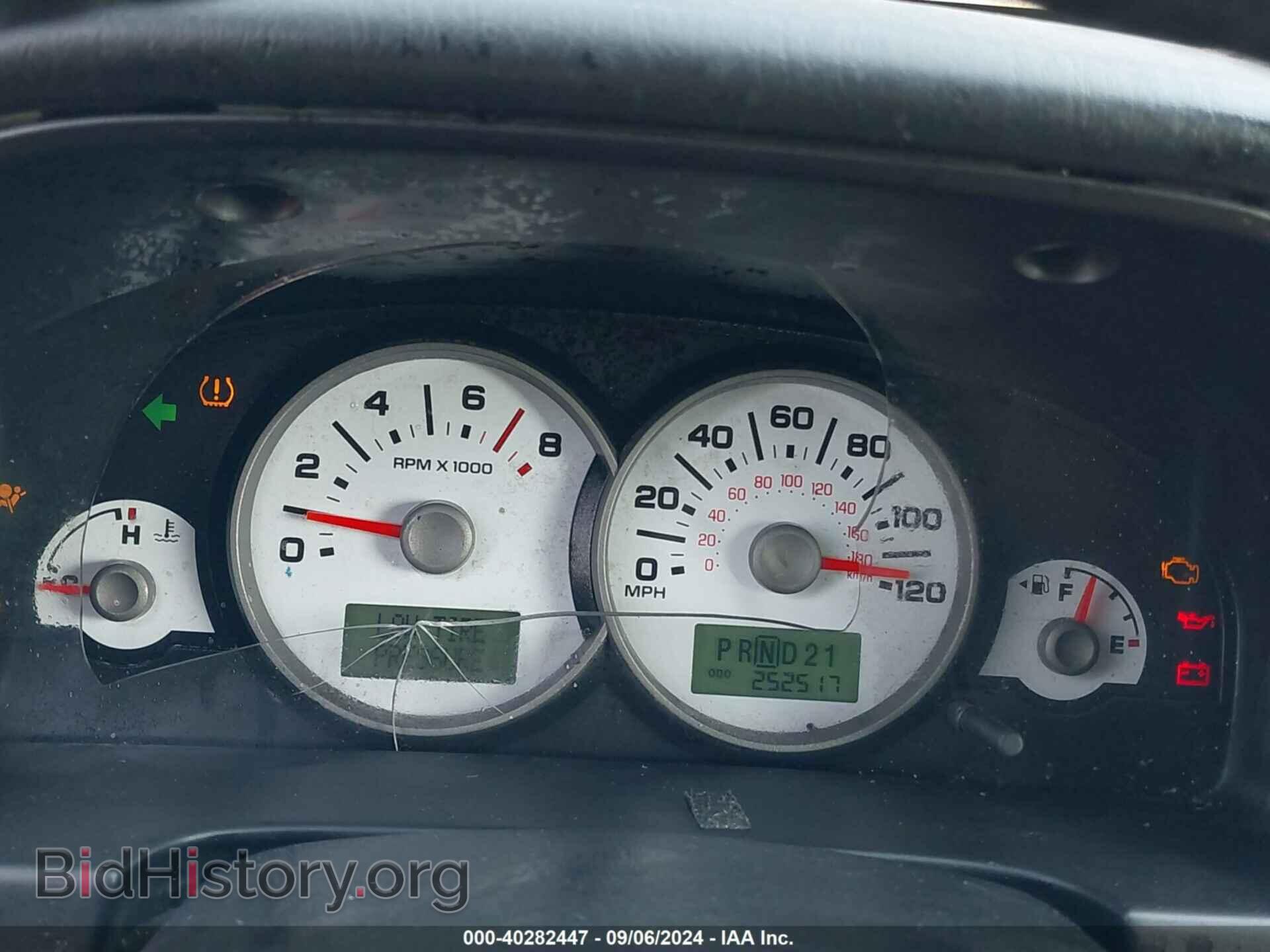 2007 FORD ESCAPE - VIN: 1FMCU94147KA65842 - Фото 7