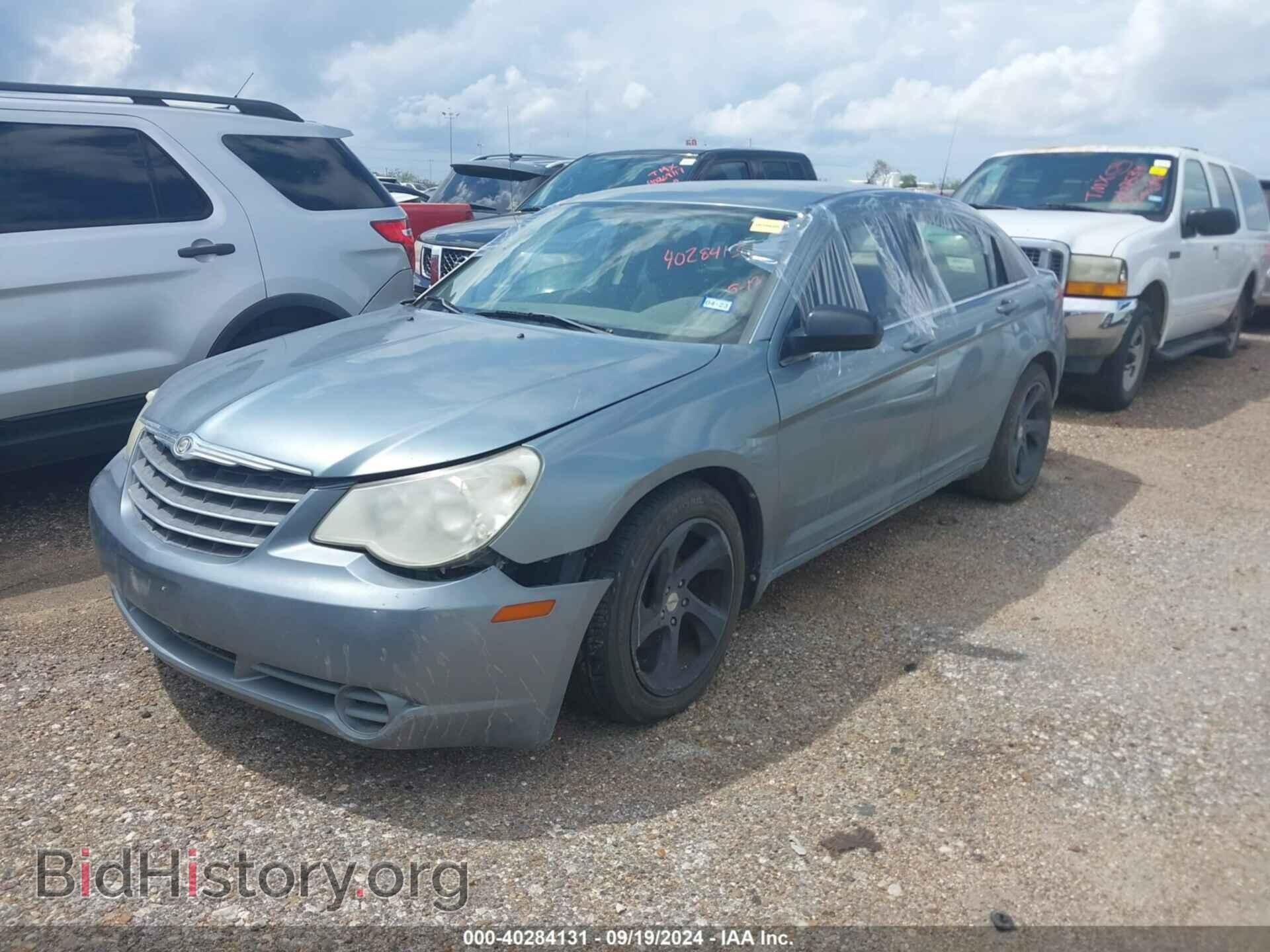 2010 CHRYSLER SEBRING - VIN: 1C3CC4FB6AN212575 - Фото 2
