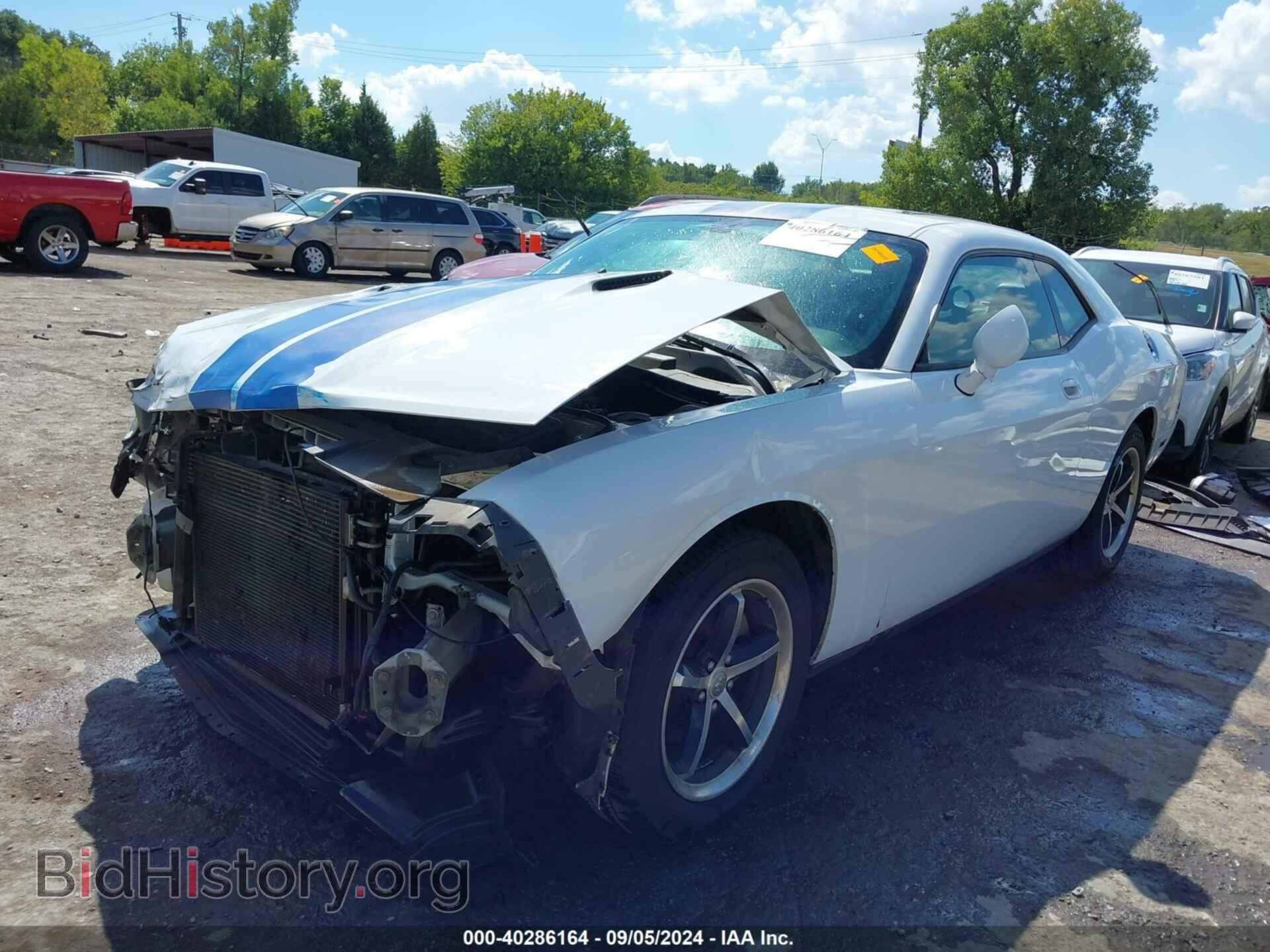 2010 DODGE CHALLENGER - VIN: 2B3CJ4DV8AH323699 - Фото 2