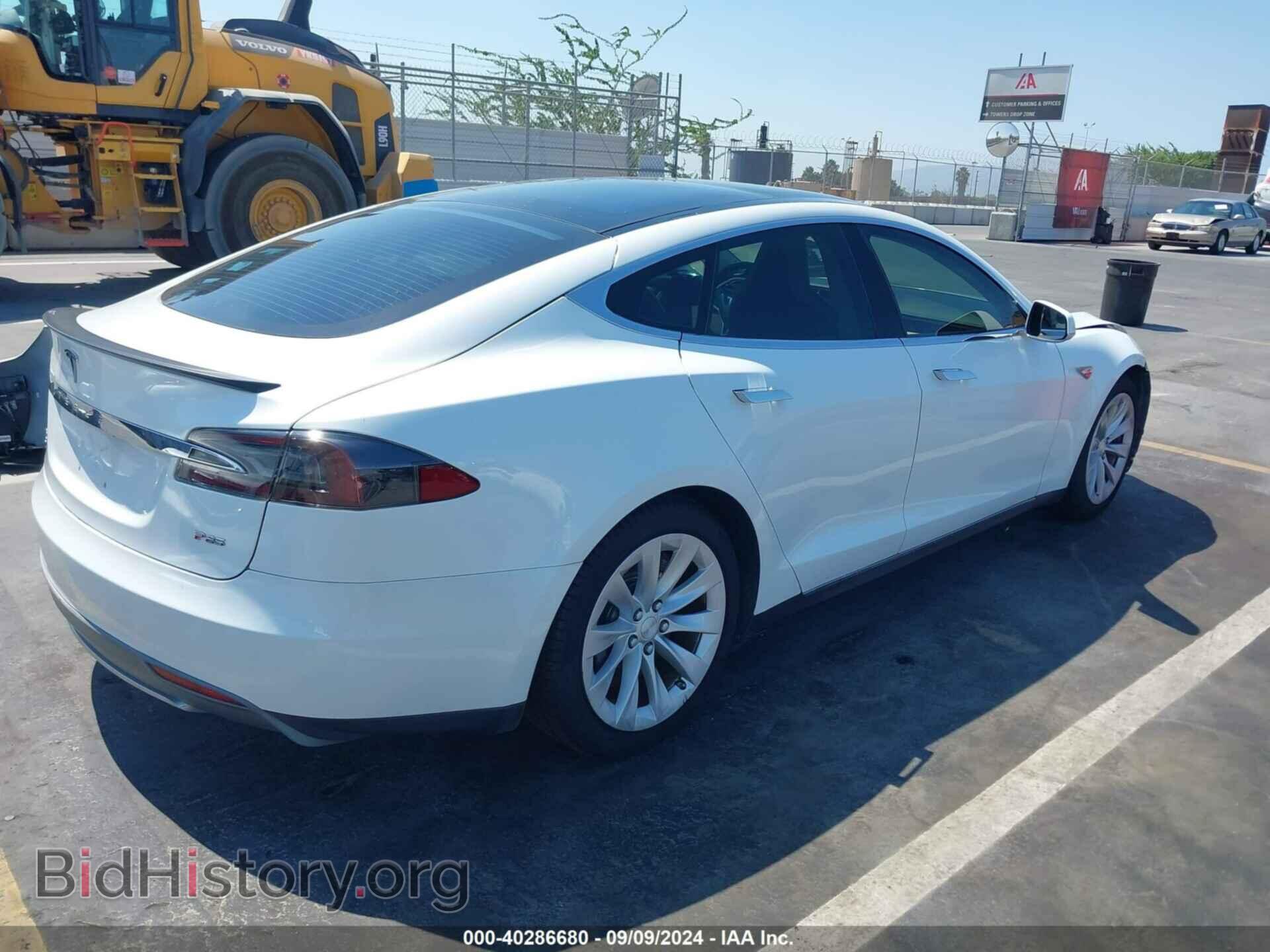 2013 TESLA MODEL S - VIN: 5YJSA1DP0DFP07237 - Фото 4