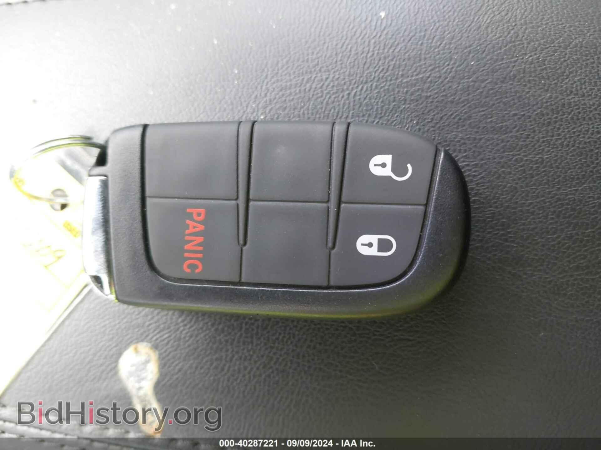 2024 JEEP COMPASS - VIN: 3C4NJDAN0RT171920 - Фото 11