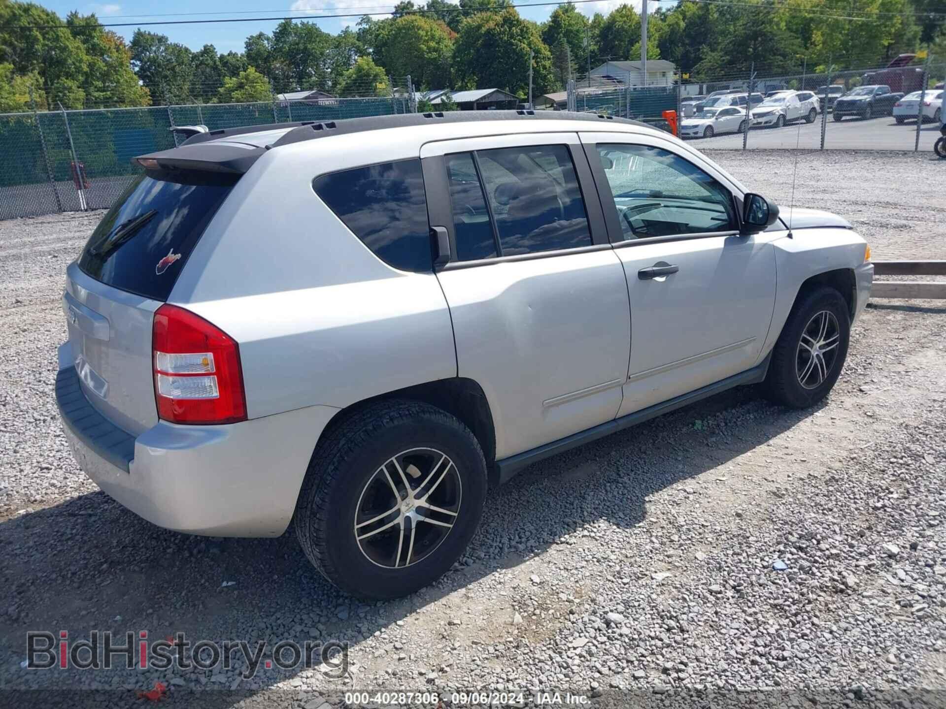 2008 JEEP COMPASS - VIN: 1J8FF47W68D733466 - Фото 4