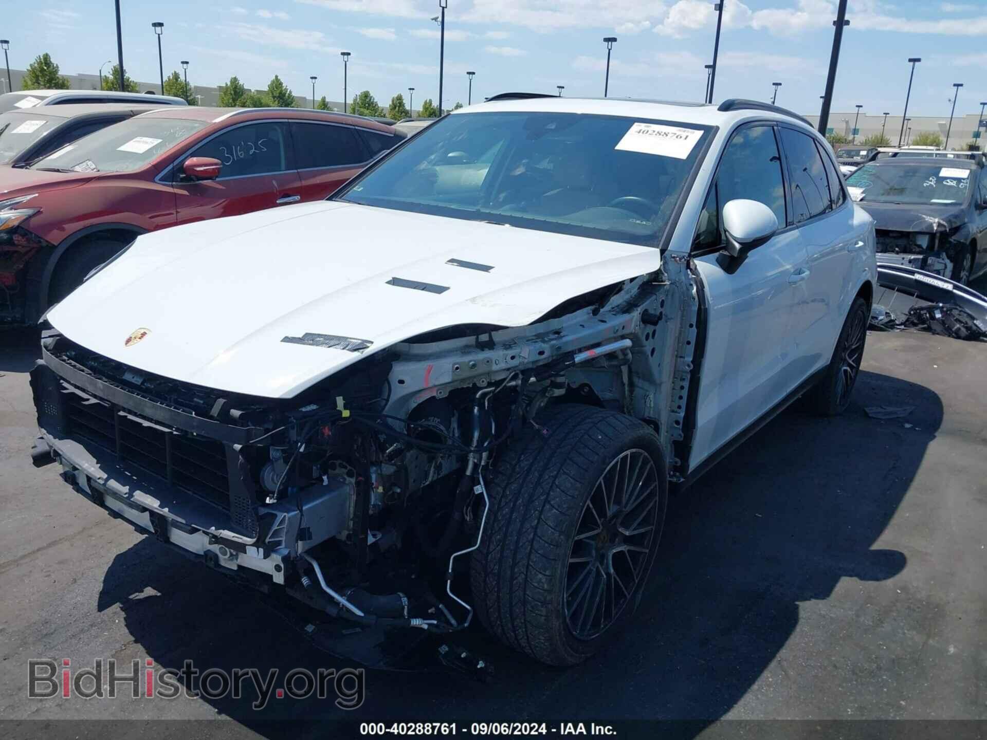 2020 PORSCHE CAYENNE - VIN: WP1AA2AY8LDA03712 - Фото 2