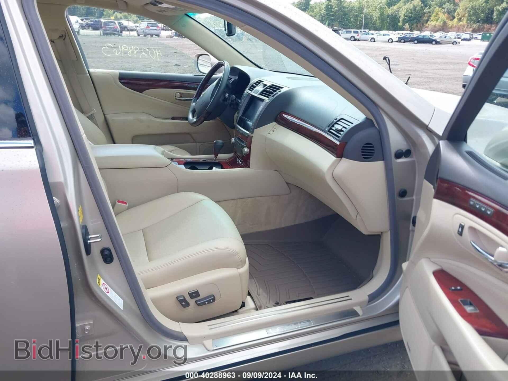 2011 LEXUS LS 460 - VIN: JTHCL5EF5B5010462 - Фото 5