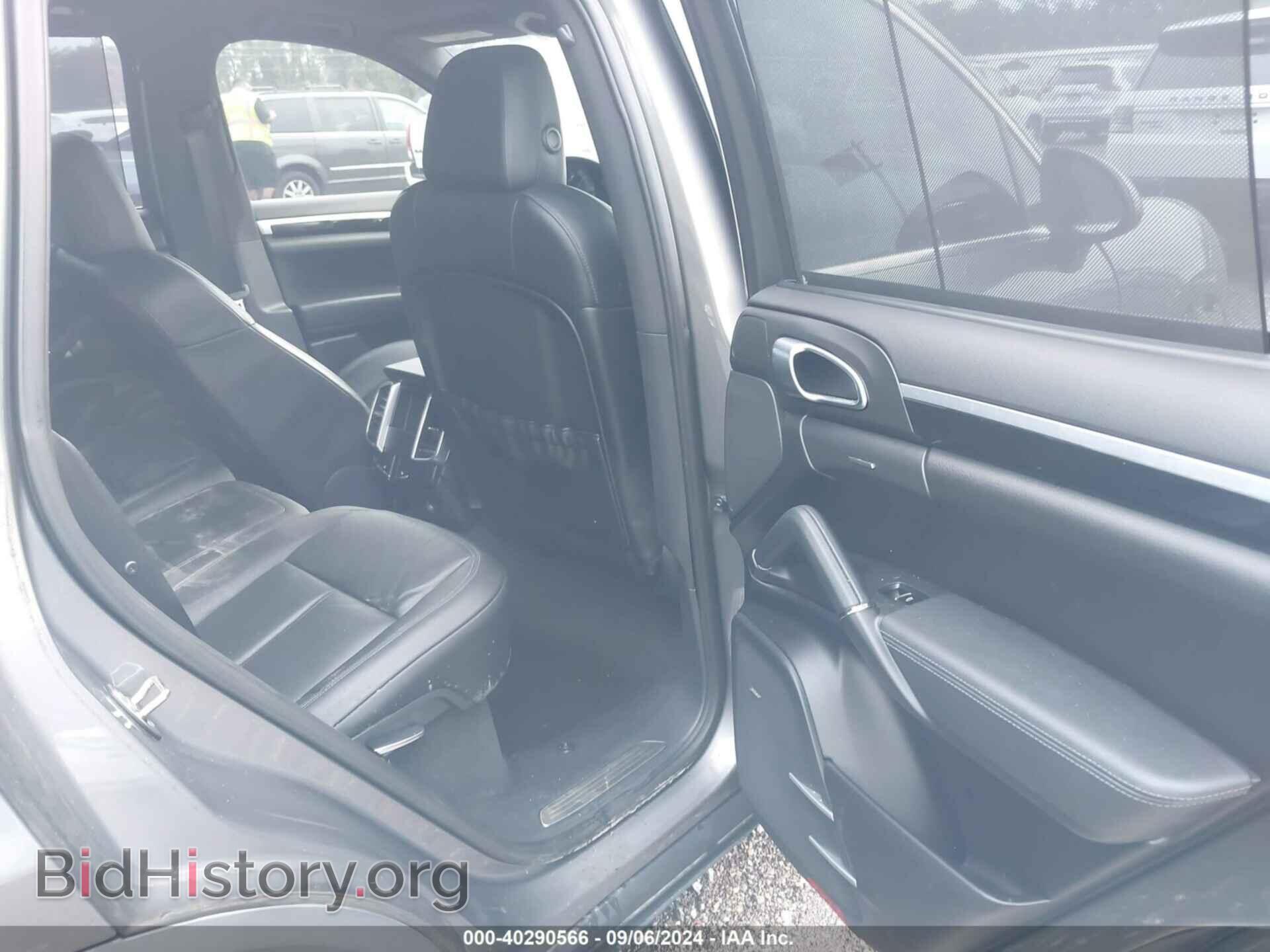 2012 PORSCHE CAYENNE - VIN: WP1AB2A2XCLA49430 - Фото 8