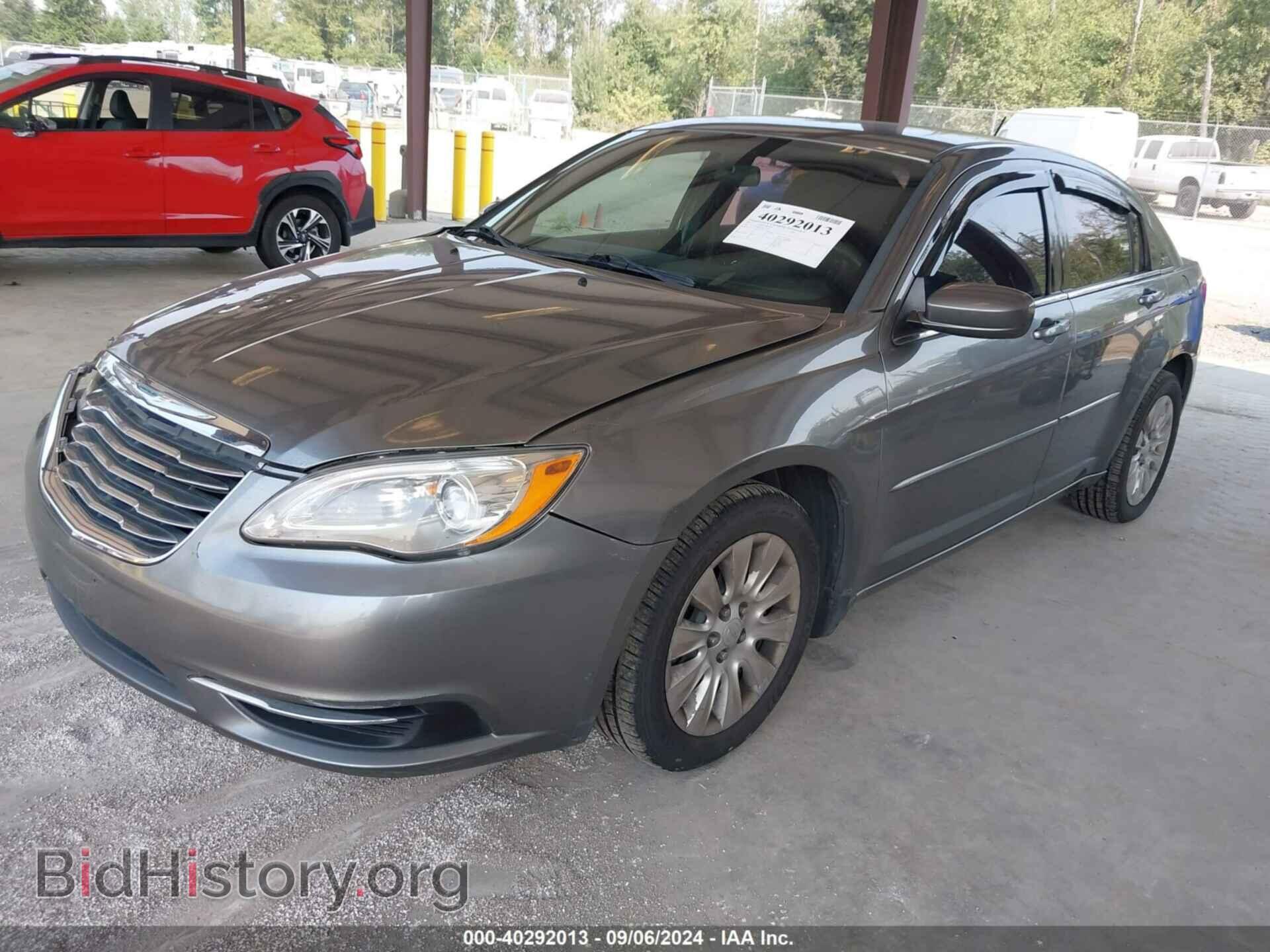 2012 CHRYSLER 200 - VIN: 1C3CCBAB3CN212791 - Фото 2