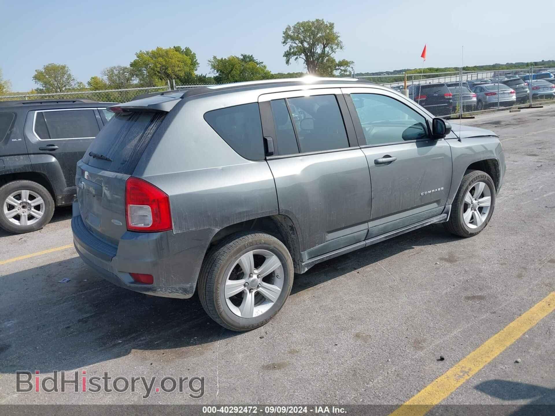 2011 JEEP COMPASS - VIN: 1J4NF1FB9BD207009 - Photo 4