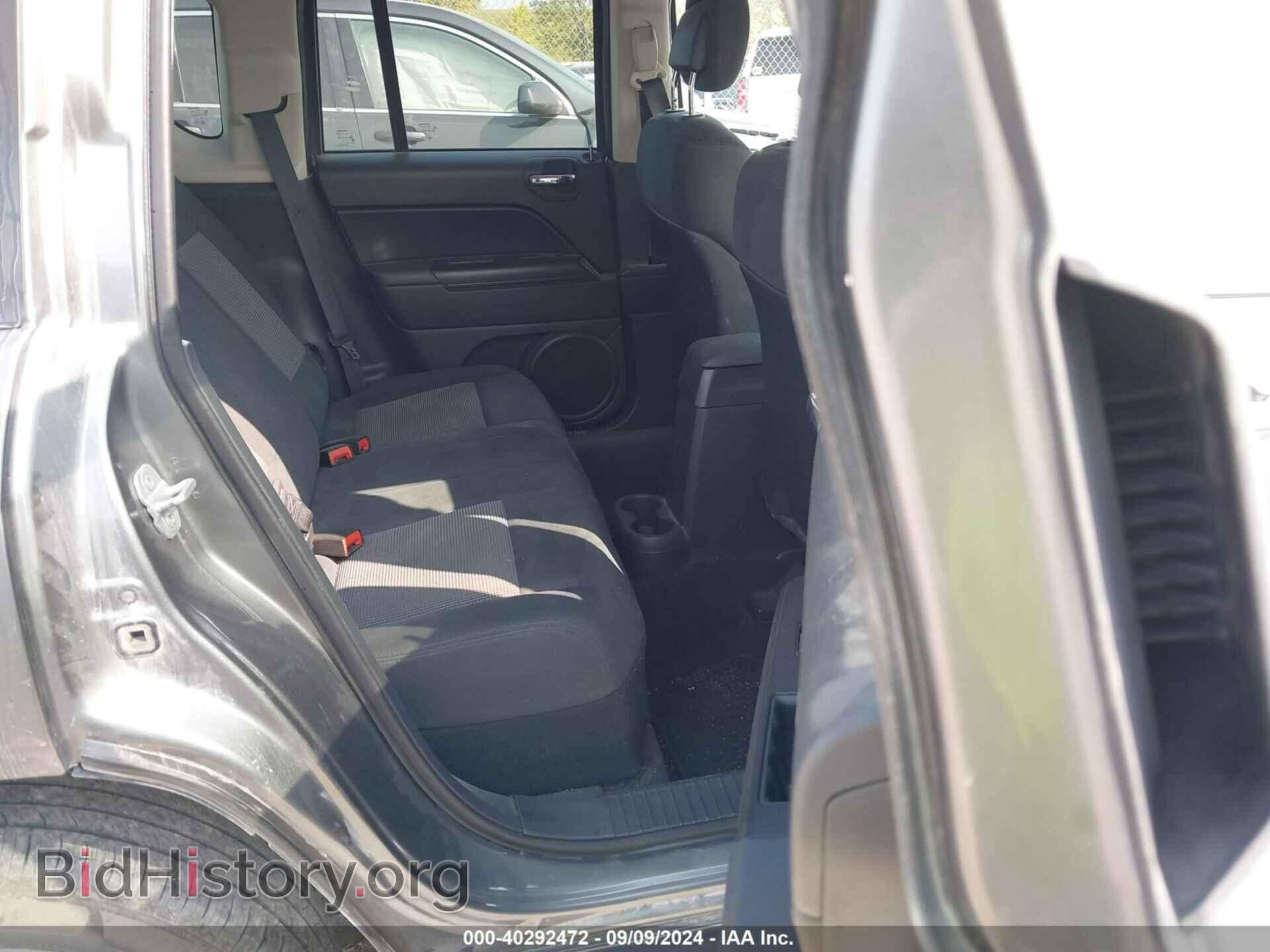 2011 JEEP COMPASS - VIN: 1J4NF1FB9BD207009 - Photo 8