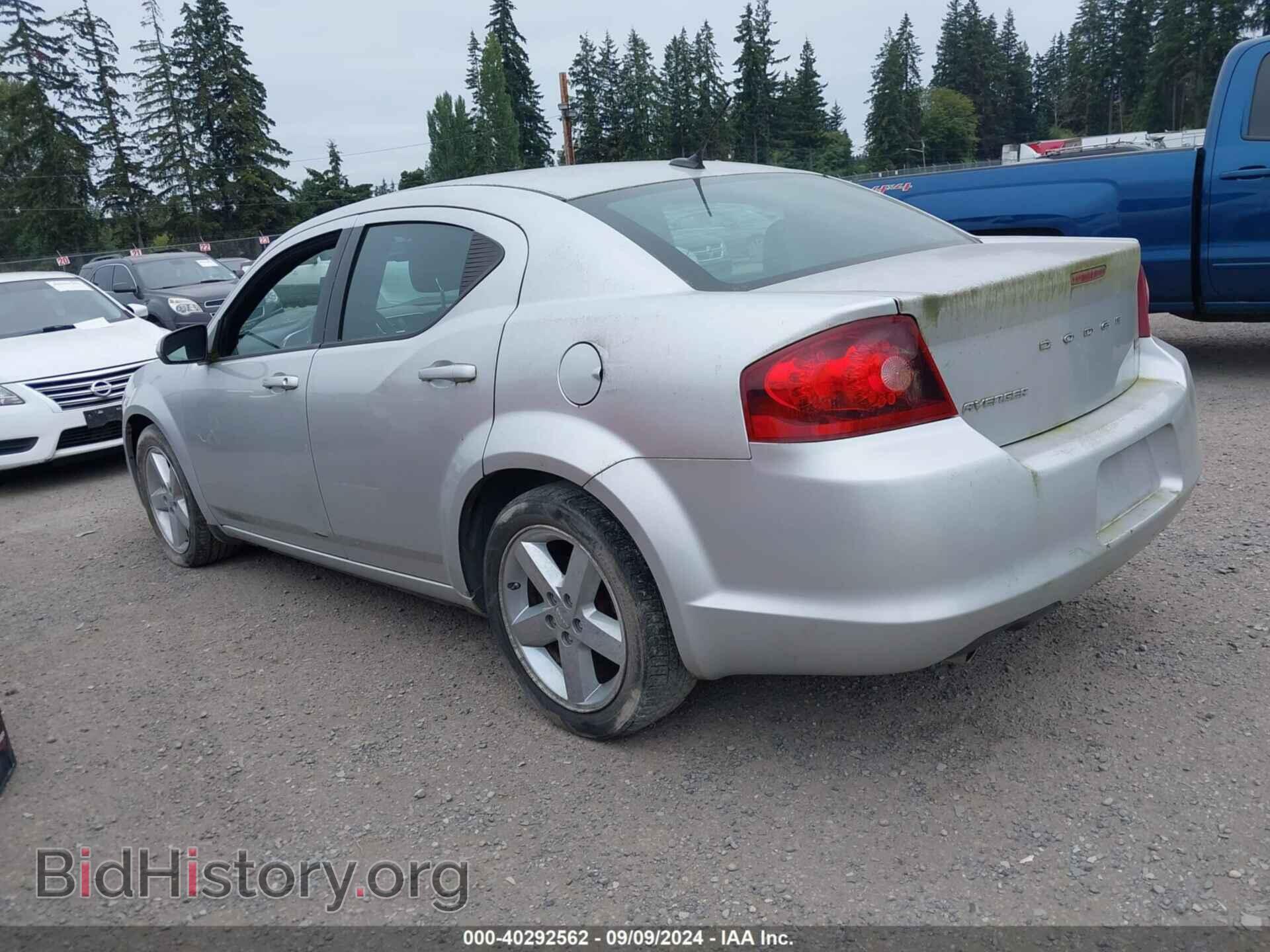 2011 DODGE AVENGER - VIN: 1B3BD2FG2BN578119 - Фото 3