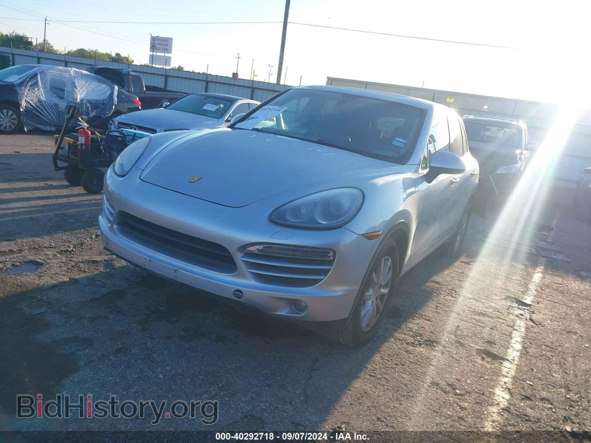 2012 PORSCHE CAYENNE - VIN: WP1AA2A20CLA05004 - Photo 2