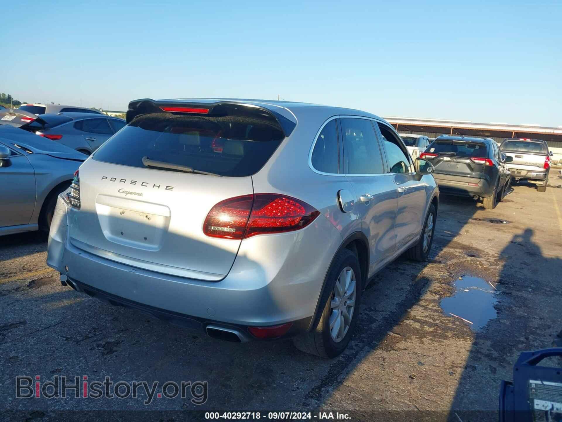 2012 PORSCHE CAYENNE - VIN: WP1AA2A20CLA05004 - Photo 4