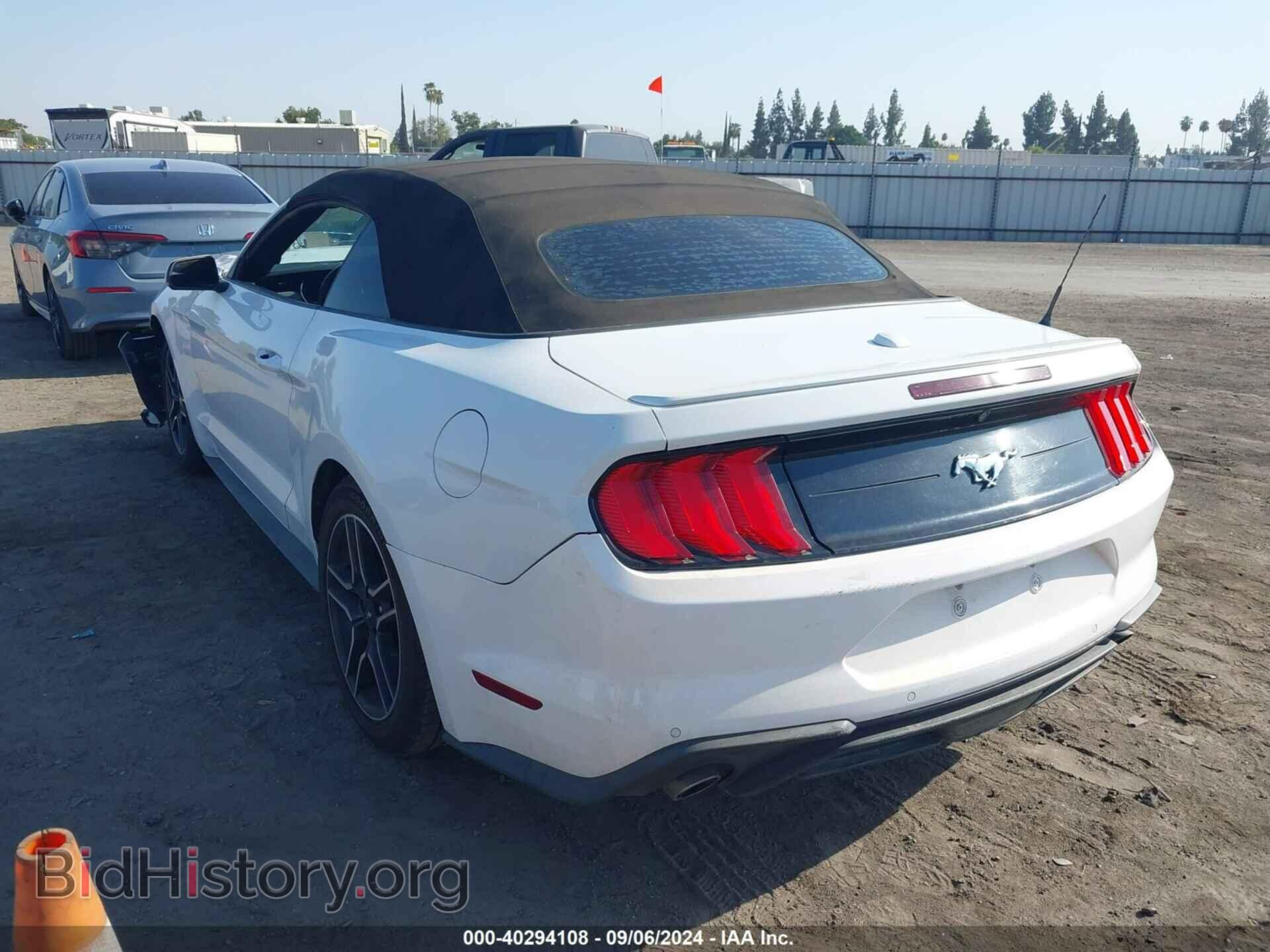 2018 FORD MUSTANG - VIN: 1FATP8UH2J5142643 - Фото 3