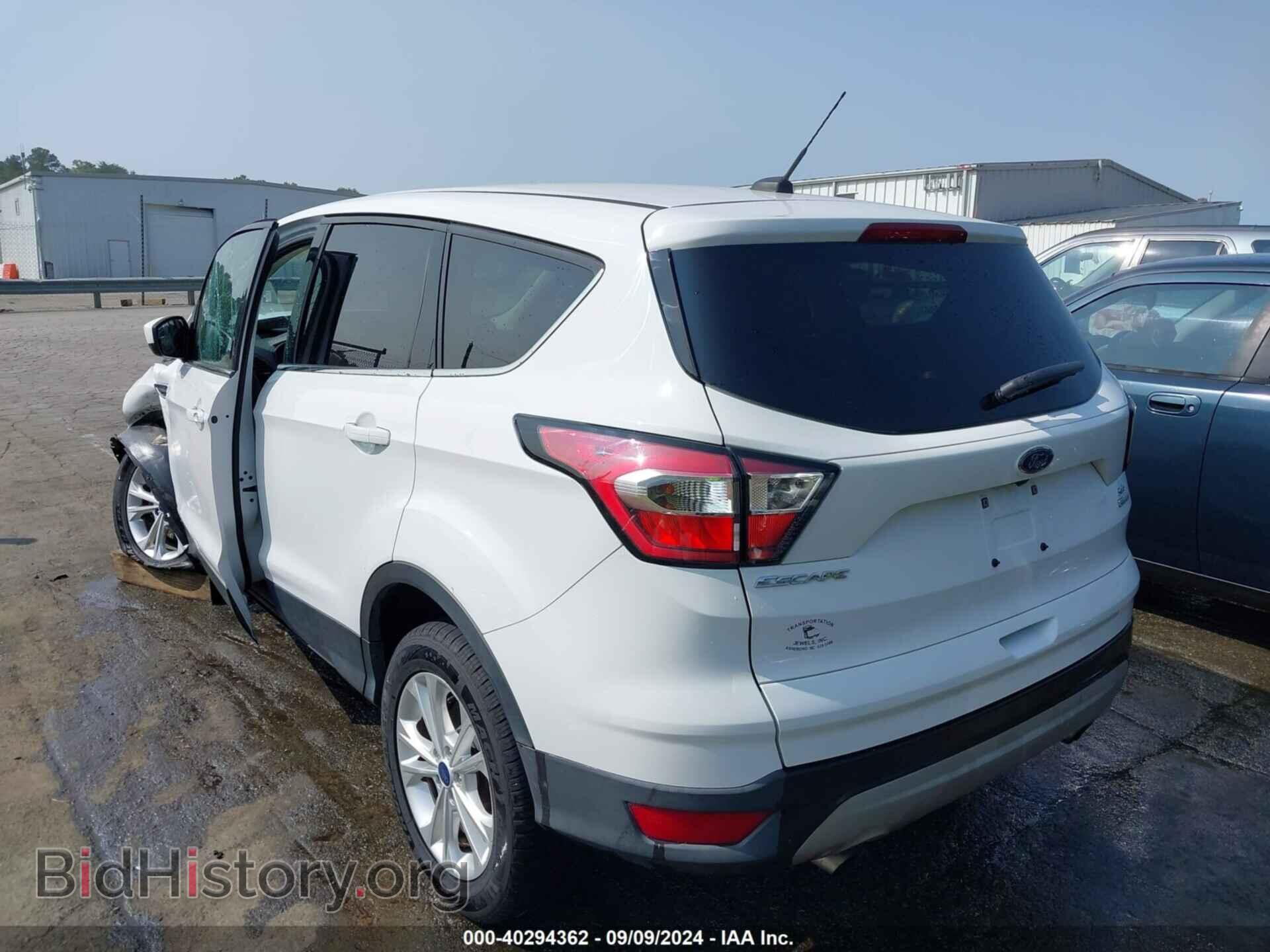 2017 FORD ESCAPE - VIN: 1FMCU0GD7HUC06670 - Фото 3