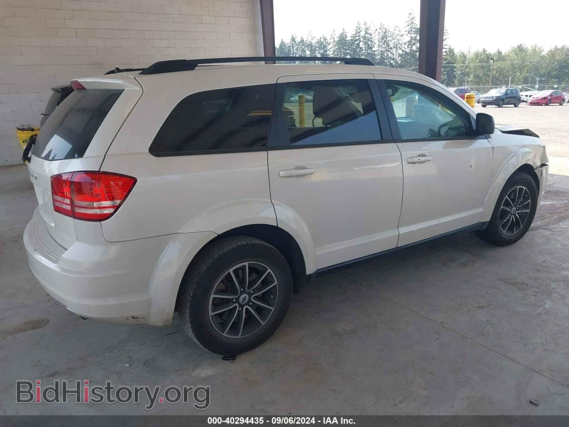 2018 DODGE JOURNEY - VIN: 3C4PDCAB7JT474794 - Фото 4