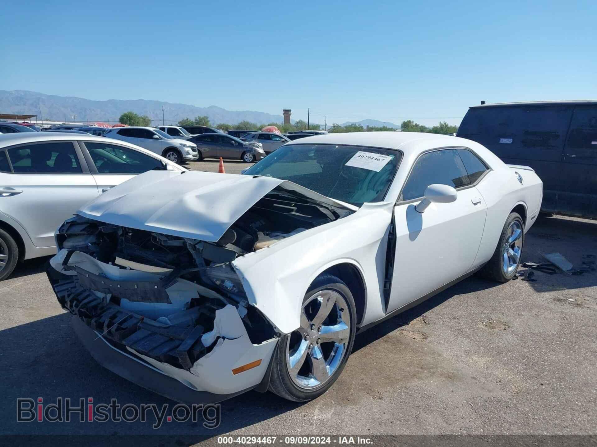 2012 DODGE CHALLENGER - VIN: 2C3CDYBT8CH148103 - Photo 2