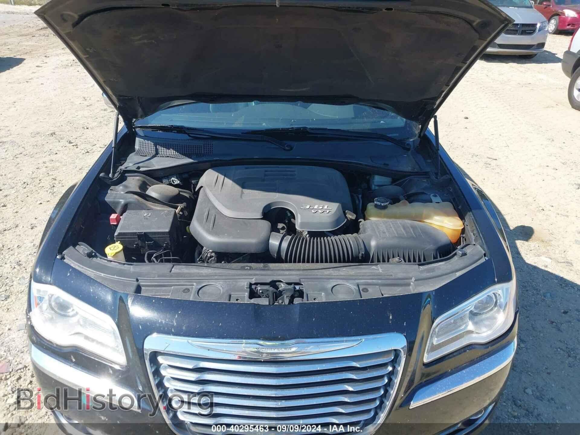 2012 CHRYSLER 300 - VIN: 2C3CCACG0CH192527 - Photo 10