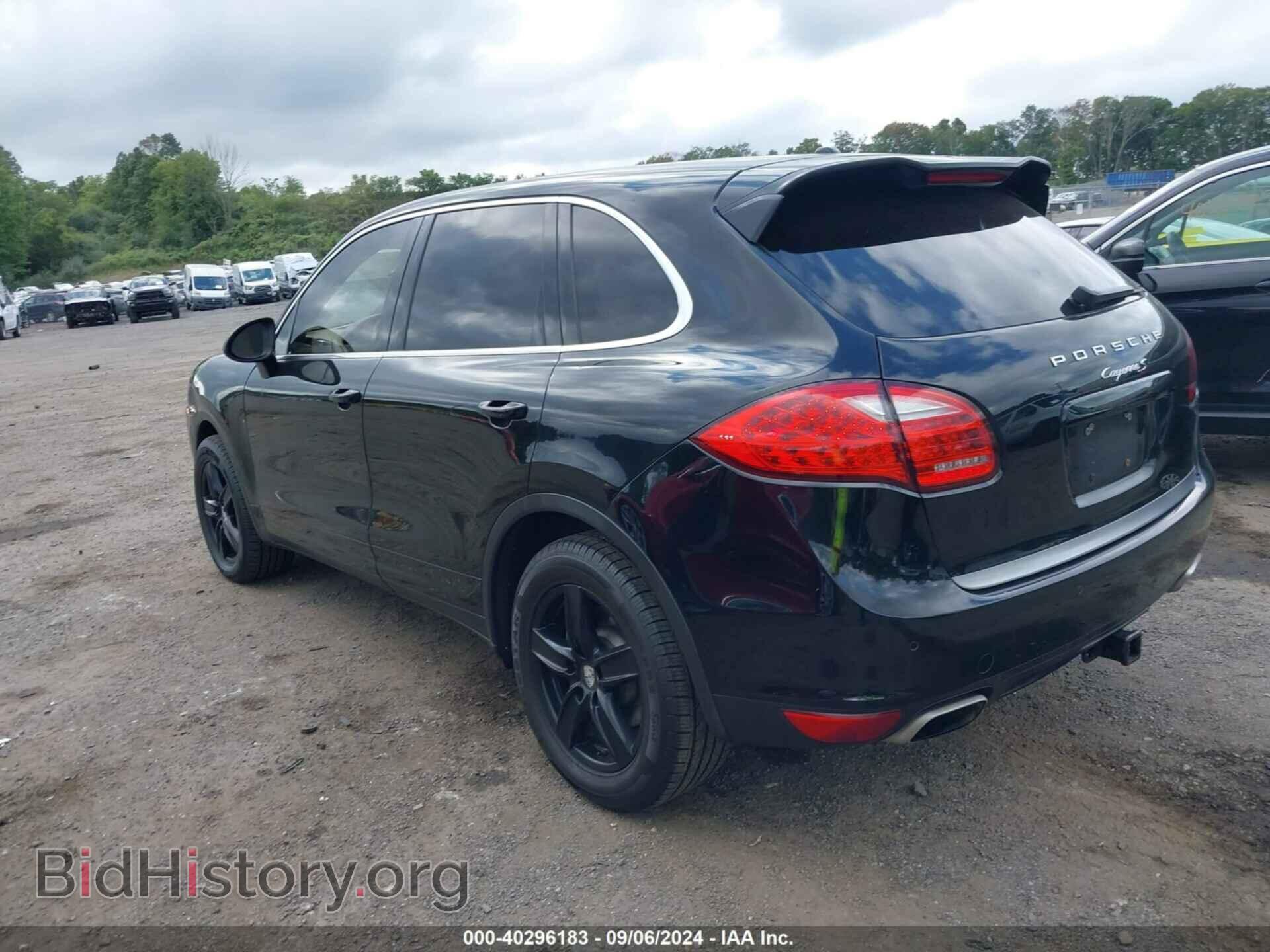 2011 PORSCHE CAYENNE - VIN: WP1AB2A24BLA48711 - Фото 3