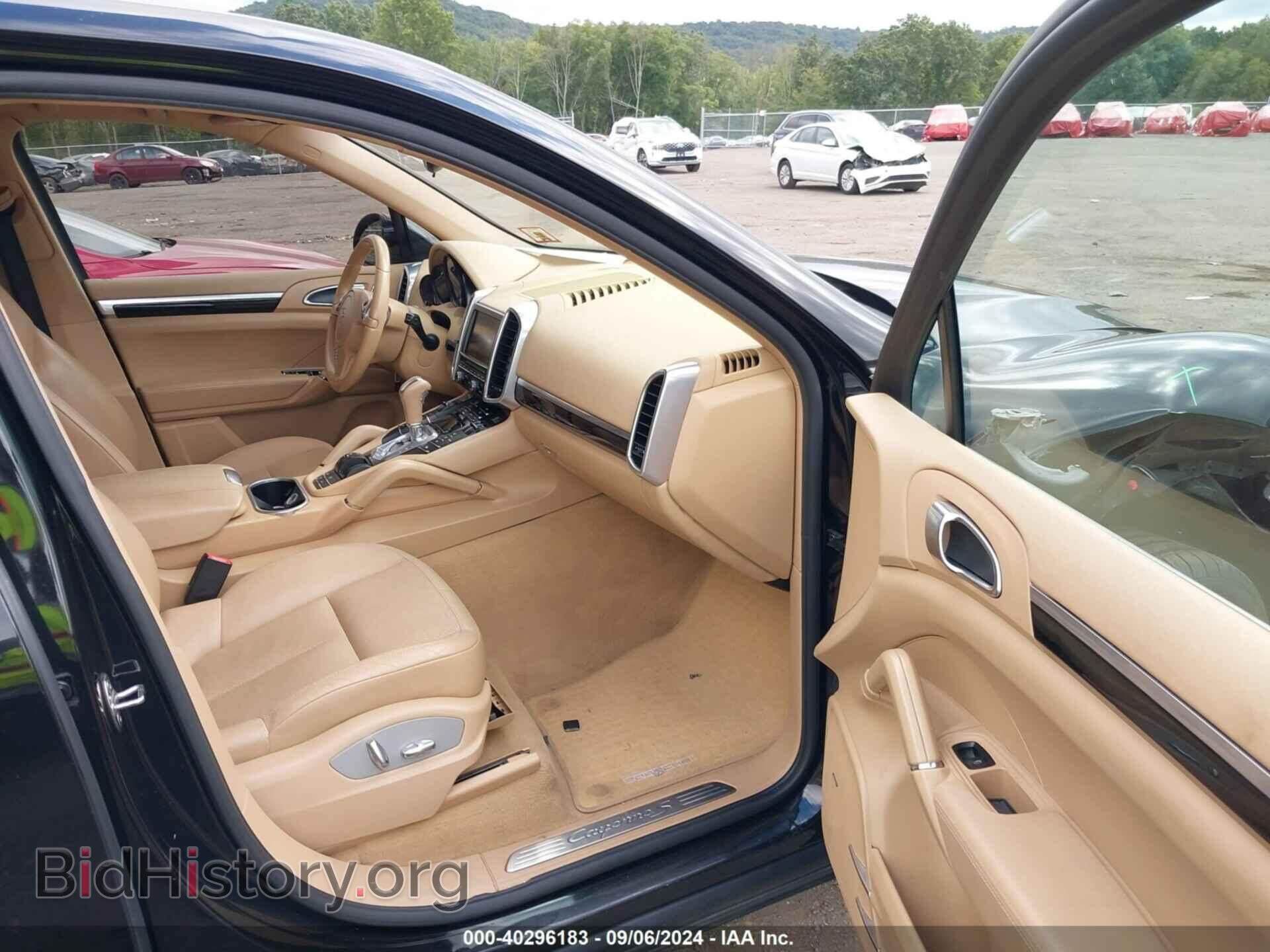 2011 PORSCHE CAYENNE - VIN: WP1AB2A24BLA48711 - Фото 5