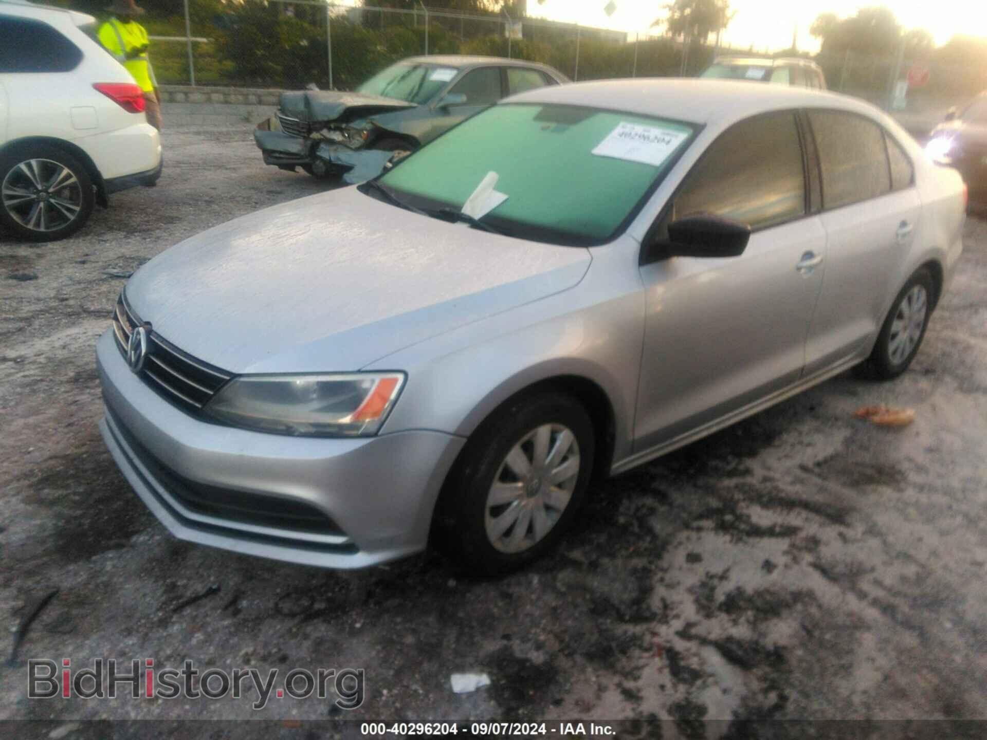 2016 VOLKSWAGEN JETTA - VIN: 3VW267AJ3GM242597 - Фото 2