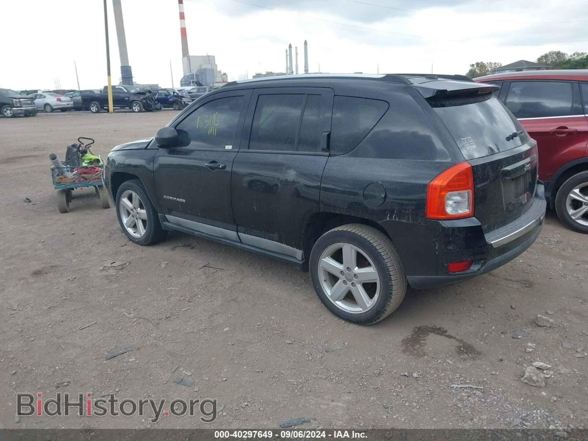 2011 JEEP COMPASS - VIN: 1J4NT5FB2BD137093 - Фото 3