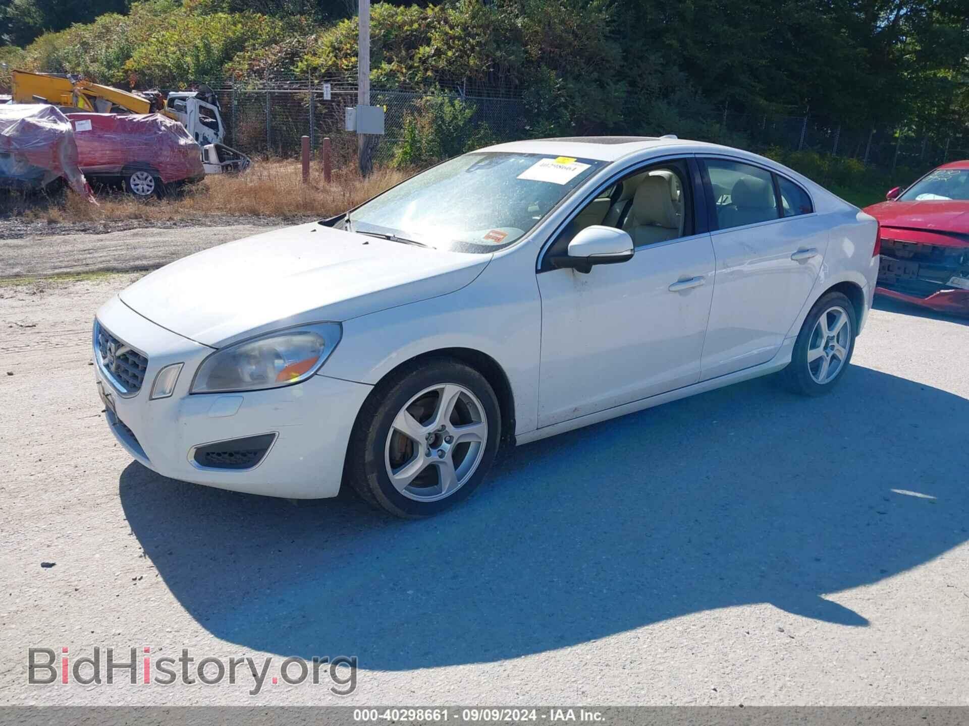 2013 VOLVO S60 - VIN: YV1612FH5D2188597 - Фото 2