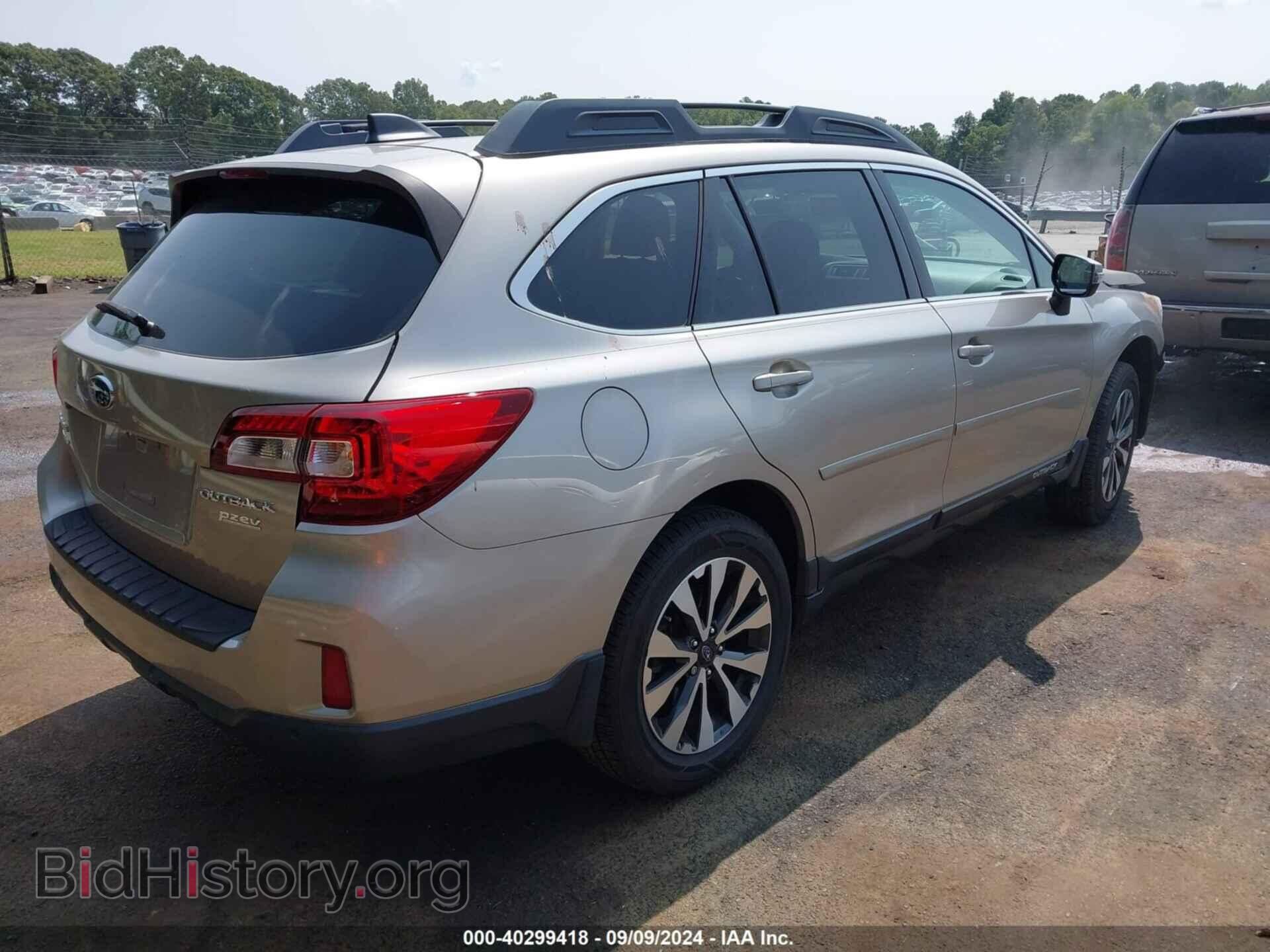 2017 SUBARU OUTBACK - VIN: 4S4BSANC0H3322462 - Фото 4