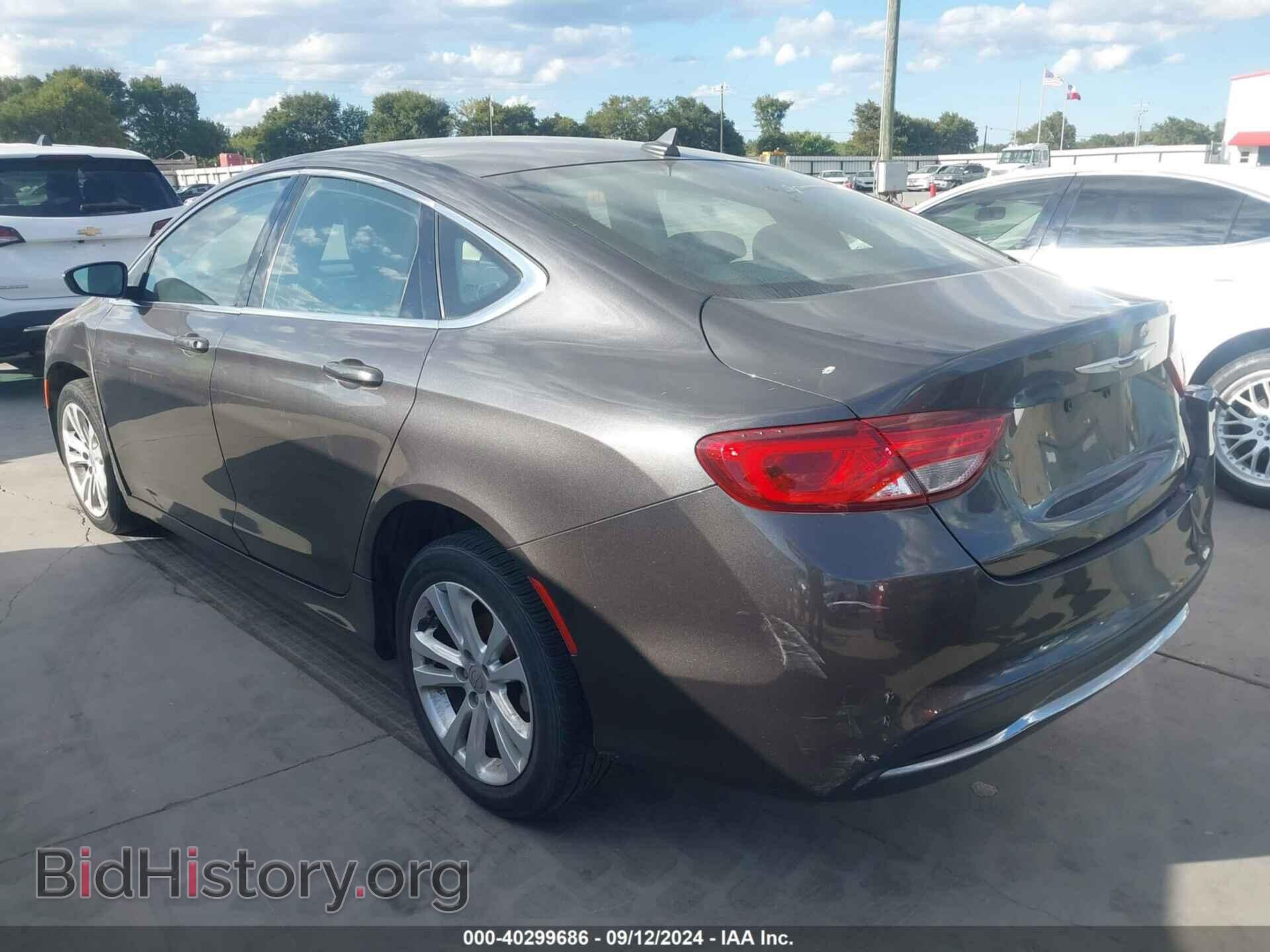 2017 CHRYSLER 200 - VIN: 1C3CCCAB4HN510117 - Фото 3