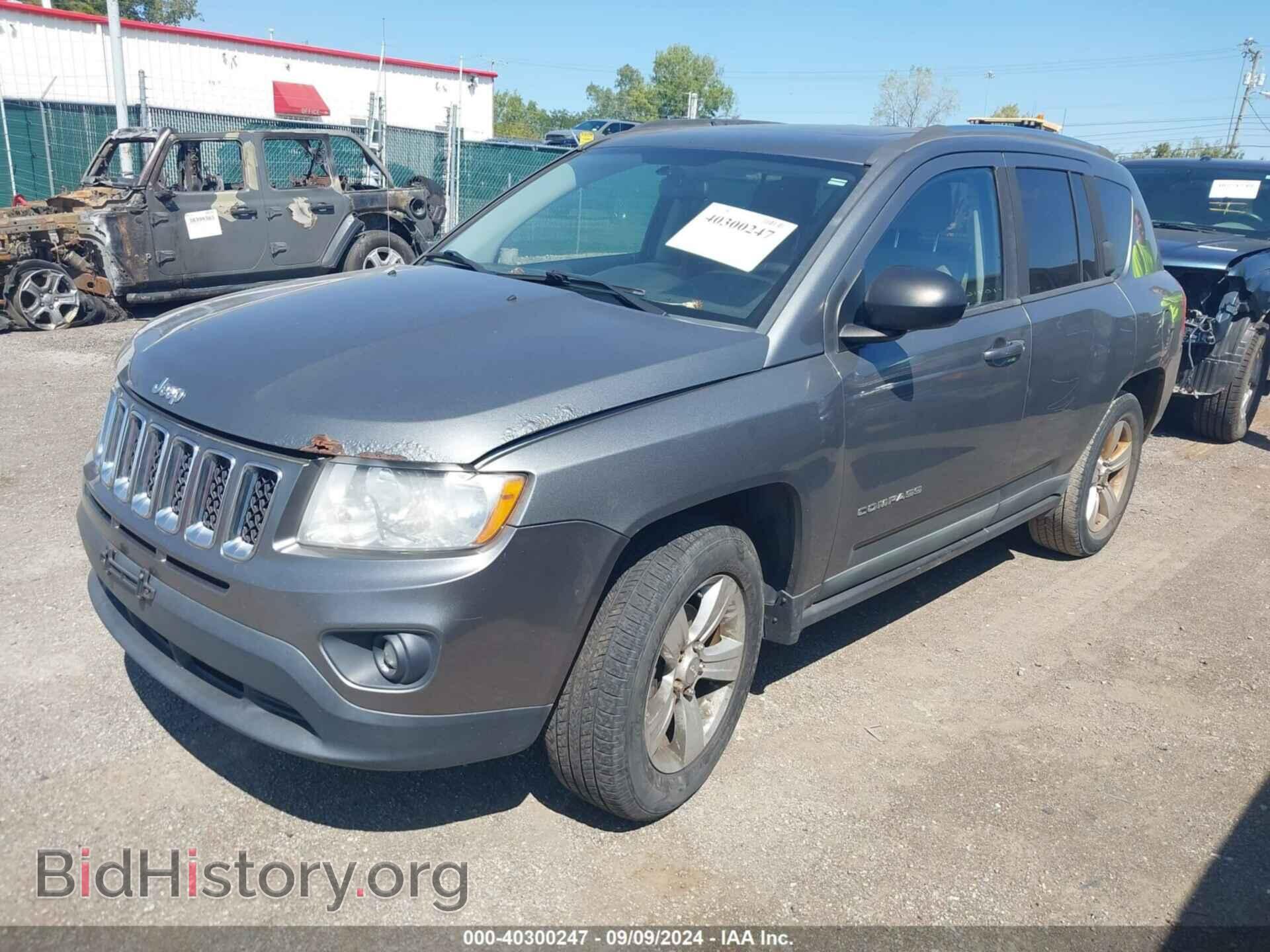 2011 JEEP COMPASS - VIN: 1J4NF1FB9BD282275 - Photo 2